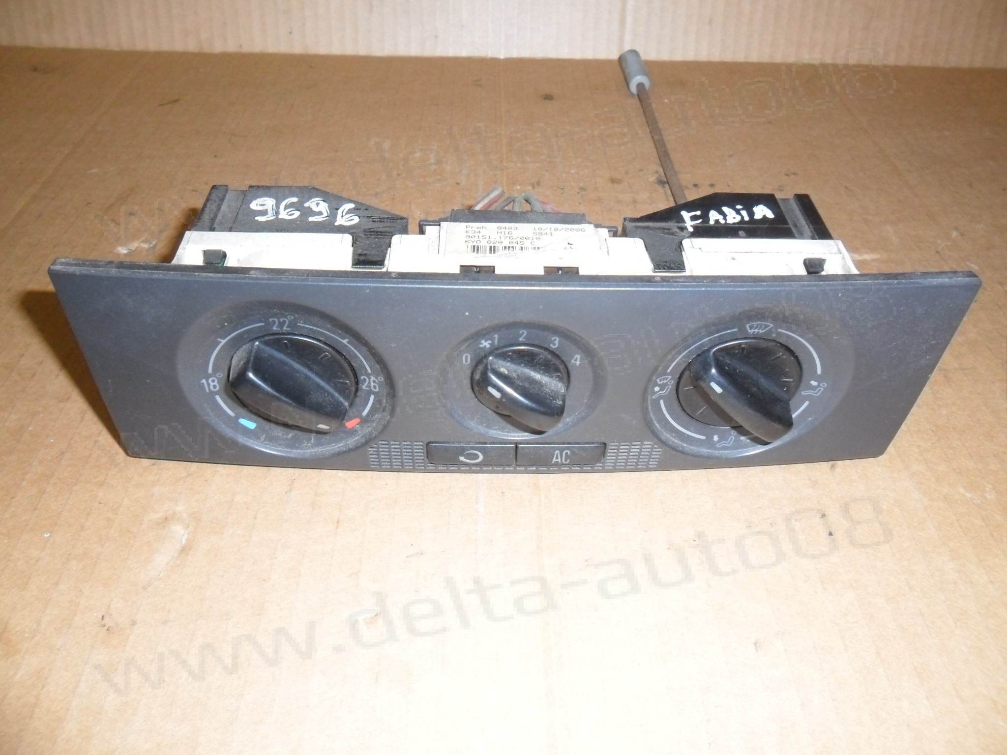 Панел контрол климатик за Skoda Fabia, 1999-2007г., 6Y0 820 045 C, 6Y0820045C 