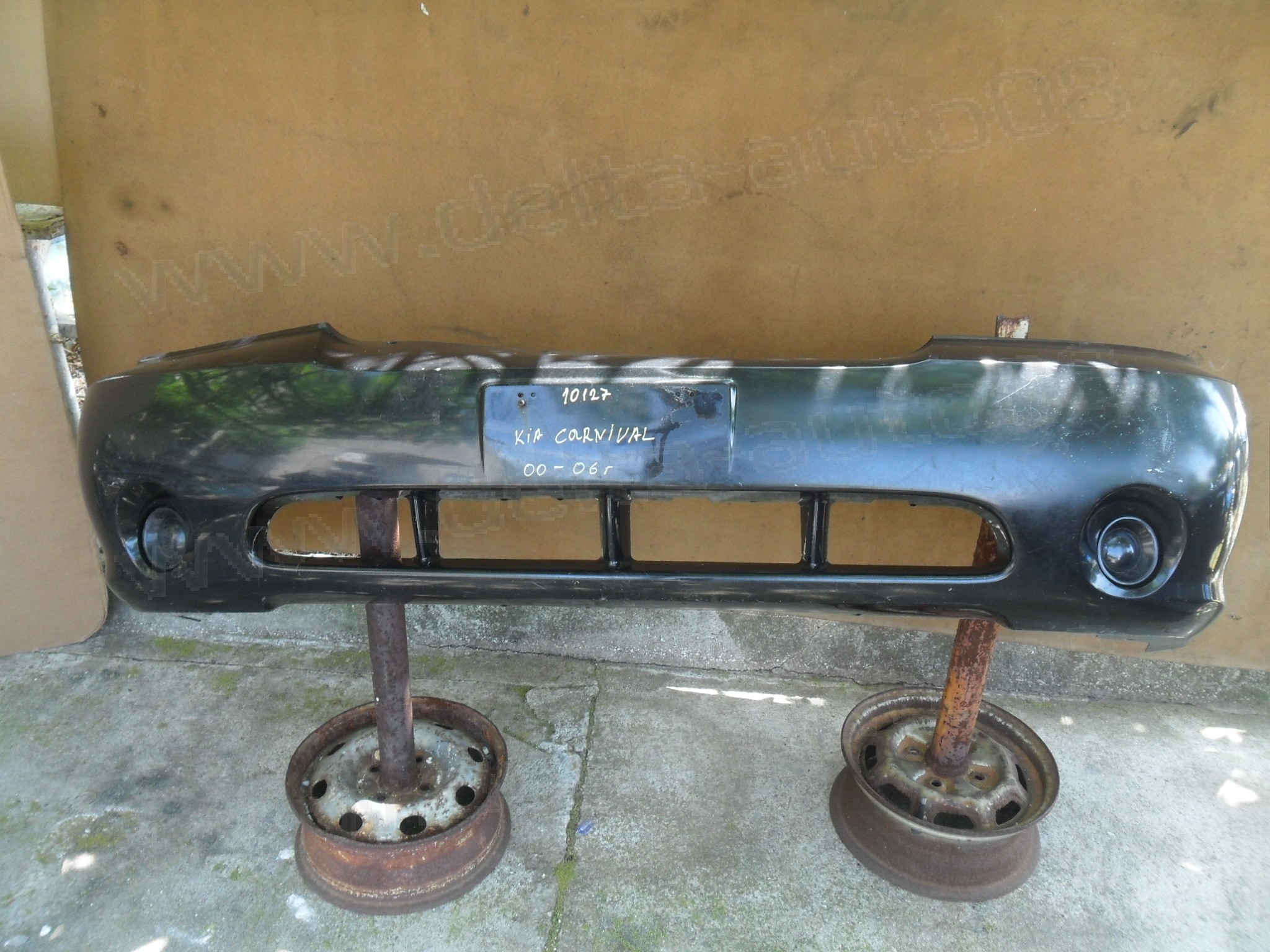Предна броня за Kia Carnival, 2000-2006г., 0K53A68020, 0K53A 68 020