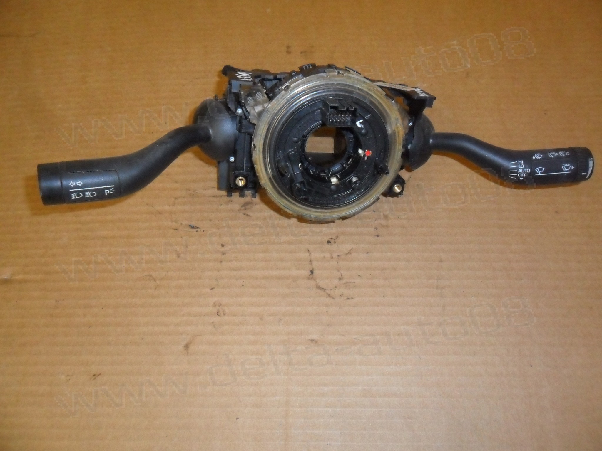 Лостове управление мигачи, чистачки, лентов кабел, VW Touareg, 2002-2010г., 7L6 953 503 D, 7L6953503D, 7L6 953 507 BB, 7L6953507BB, 7L6 953 507 H, 7L6953507H, 8E0953541 D, 8E0953541D, 7L6.971.848. B, 7L6971848B