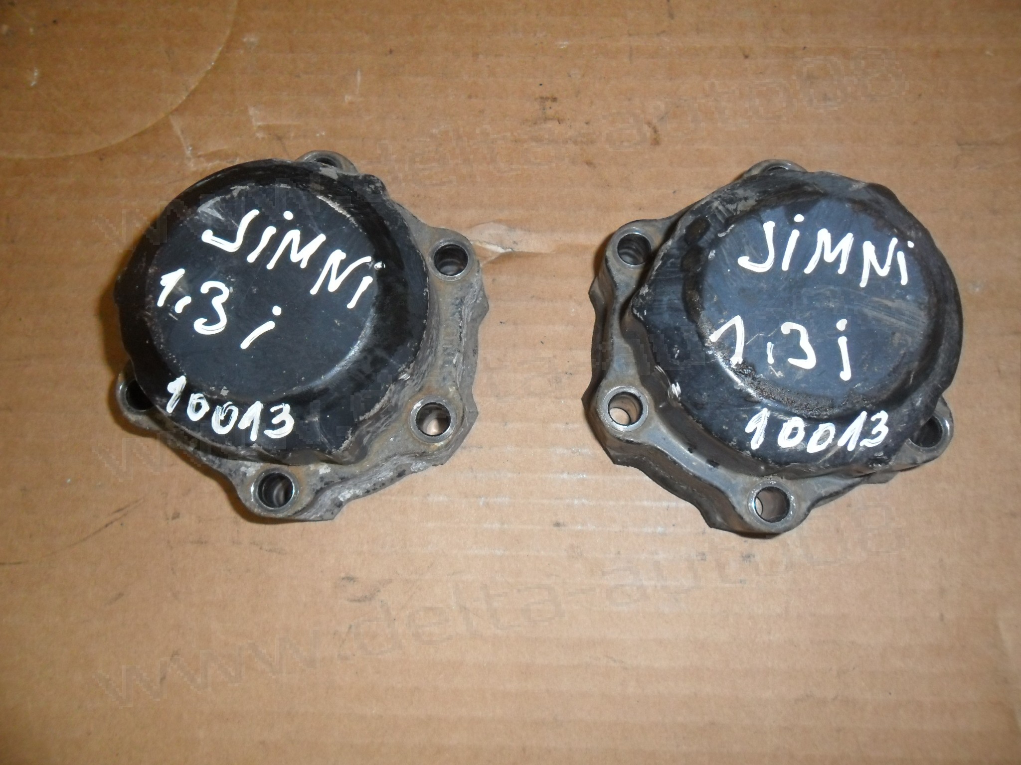 Хъбове за Suzuki Jimny 1.3, 4x4. Цената е за 1 бр.