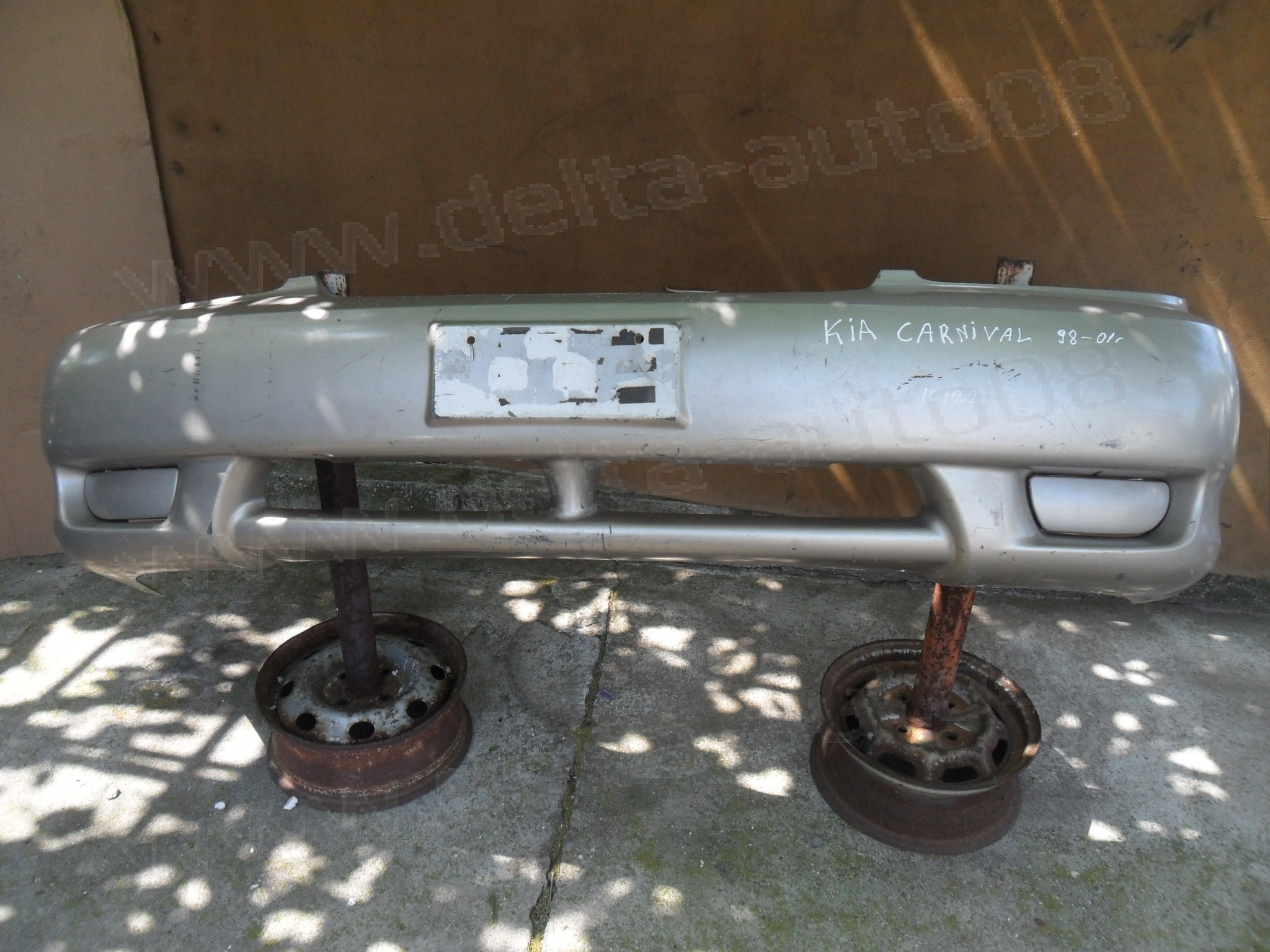 Предна броня за Kia Carnival, 1998-2001г., 0K55W55020, 0K55X50020, 0K56A55020, 0K56C55020