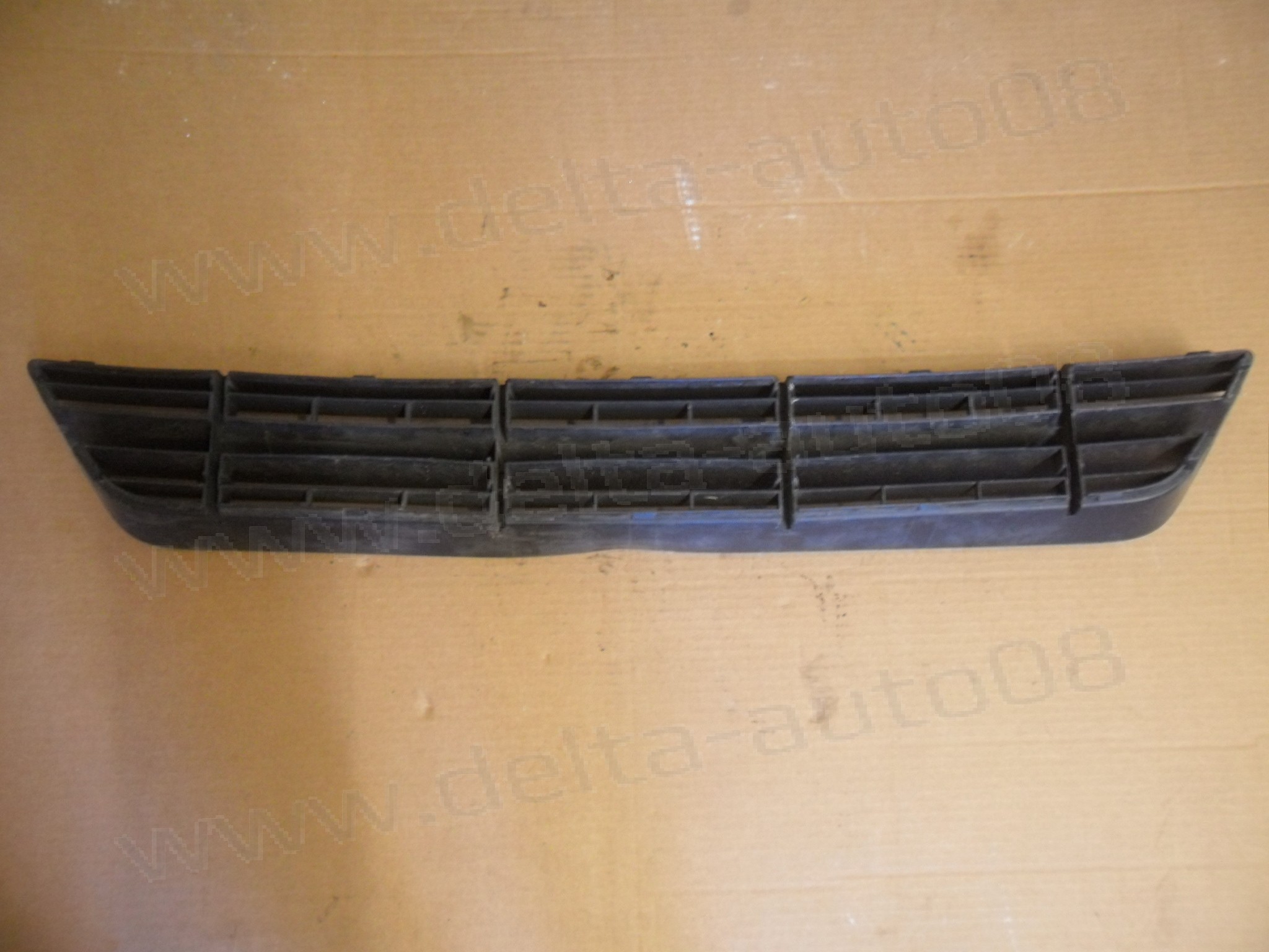 Решетка предна броня за Ford Focus, 1999-2007г., 2M51-A018A58-ADW, 2M51A01A58ADW