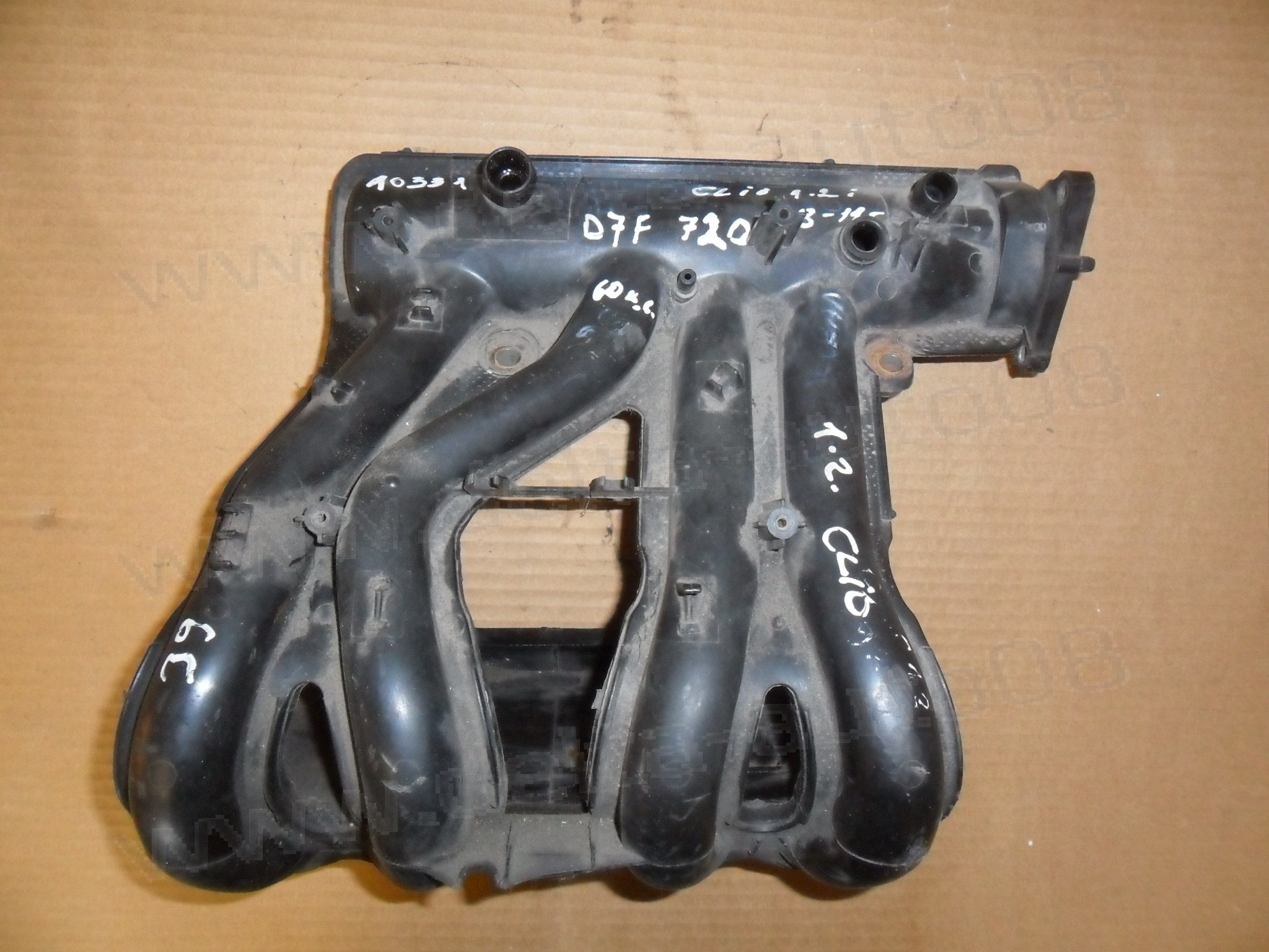 Всмукателен колектор за Renault Clio II, 1.2, 1998-2006г., 7700114501, 7700873537 