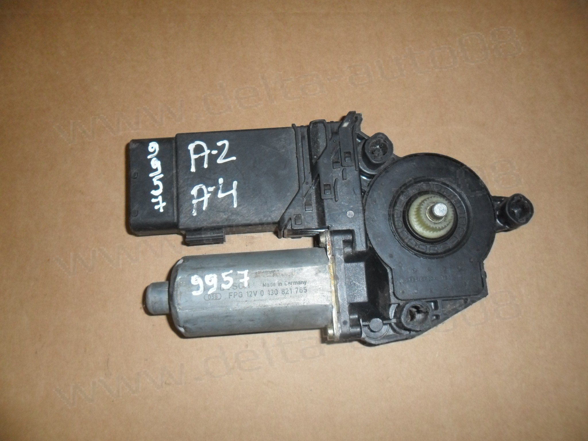 Мотор стъклоповдигач, Audi A4, 2000-2005г., 0 130 821 765, 0130821765, 102 237-XXX, 102237-XXX, 102237XXX, 101 435-202, 101435202, 10435-202 