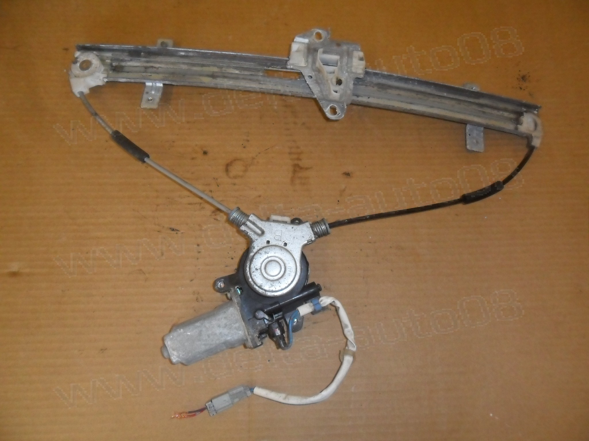 Стъклоповдигач, преден ляв, Honda Civic VII, 2001-2006г.