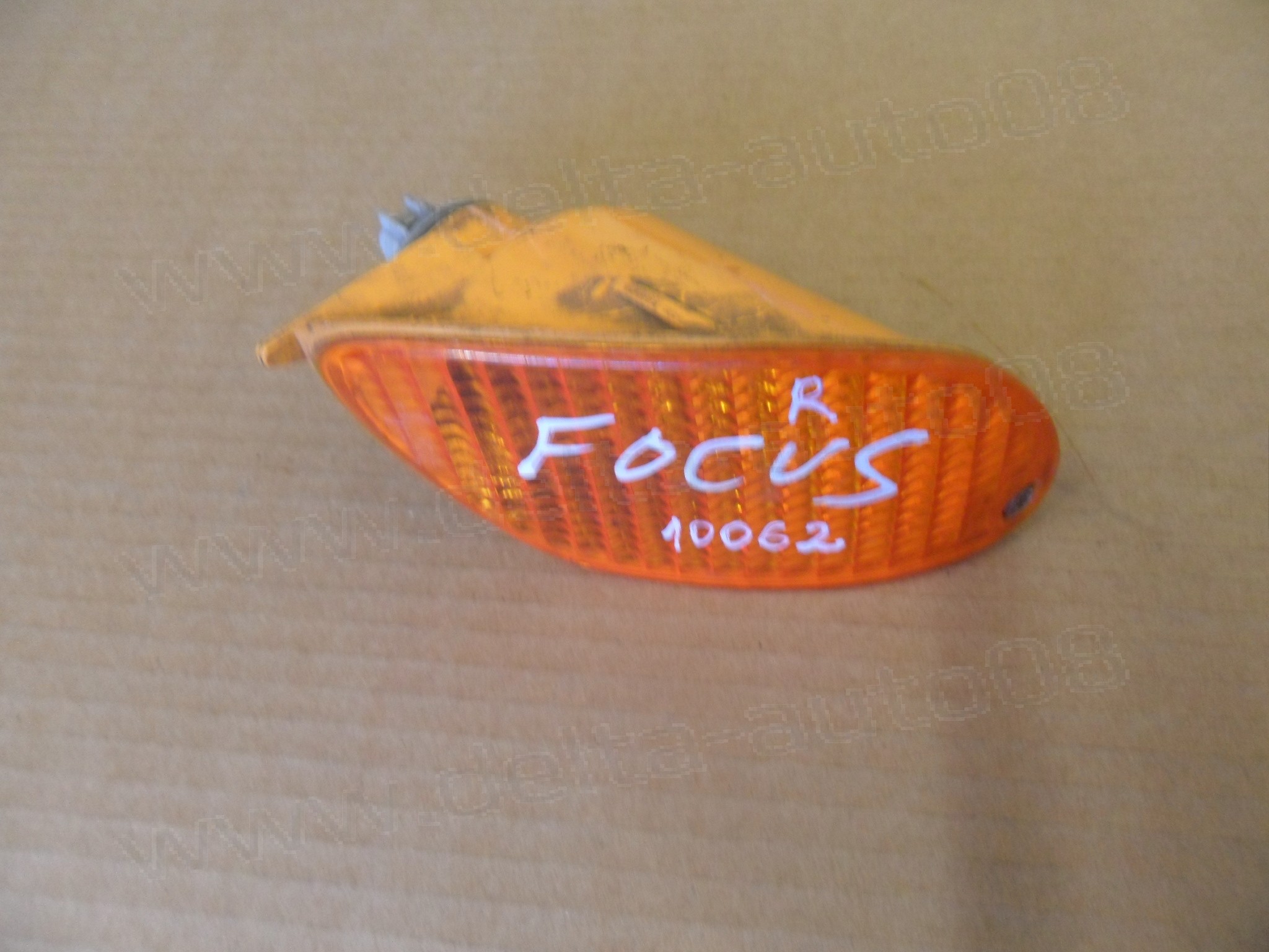 Мигач, десен, Ford Focus, 1999-2007г.