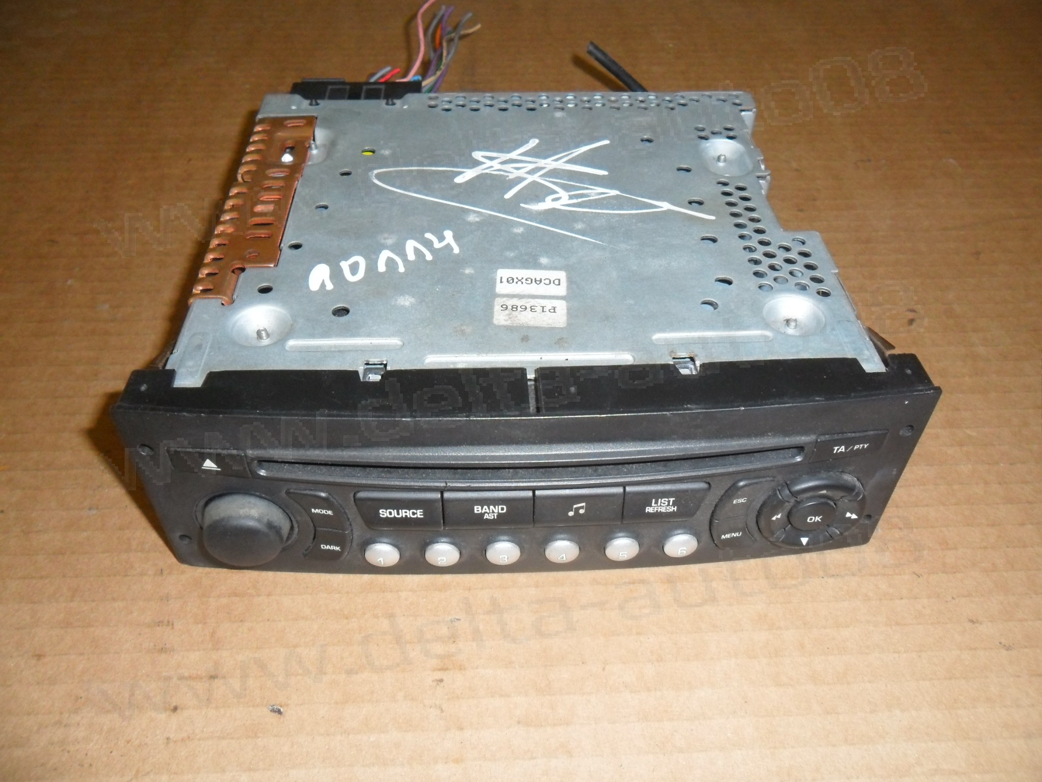 CD радио плейър, Peugeot 207, 307, 407, 807, Expert, Citroen C2, C3, C4, C8, Jumpy, Berlingo, 96 639 628 XT 00, 96639628XT00, RD4 N1-00, RD4N1-00, RD4N100, PSARCD411-53, PSARCD41163