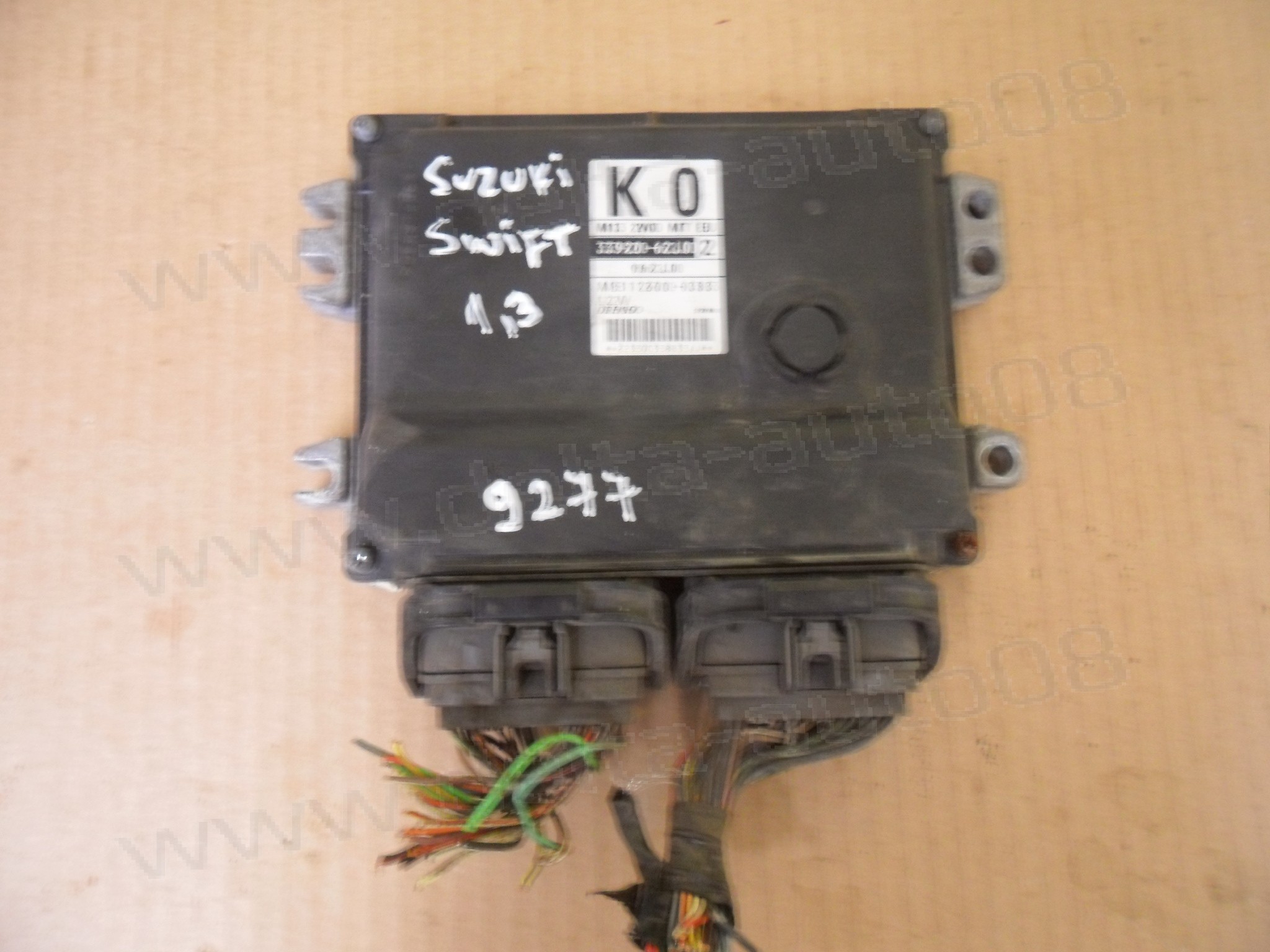 Компютър двигател за Suzuki Swift 1.3, 2000 - 2010г., 33920-62J0 2, 33920-62J02, 3392062J02, MB112300-0383, MB1123000383, KO, 33920-62J0, 3392062J0, M13 2WD MT EU, M132WDMTEU 