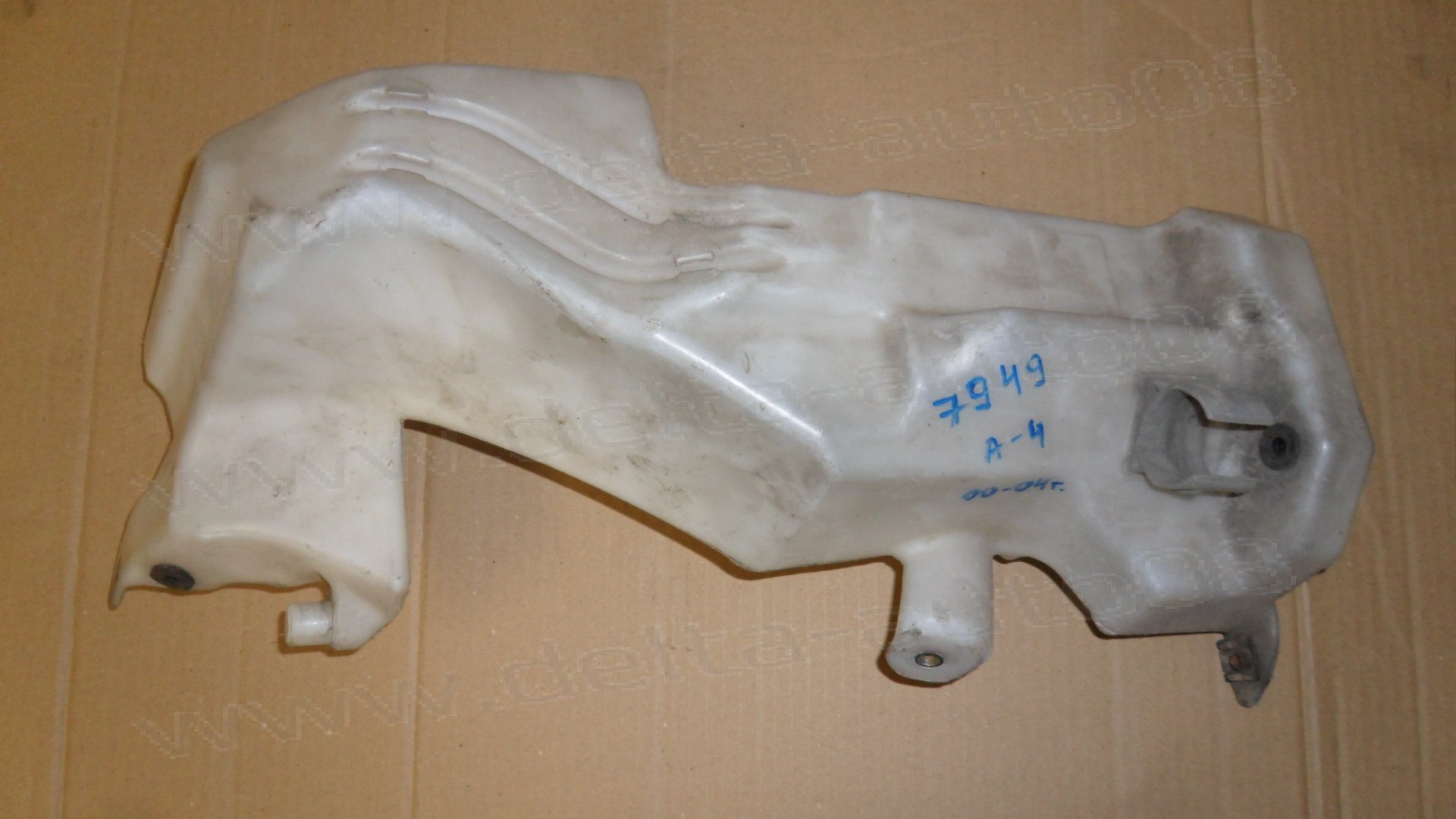 Казанче чистачки за Audi A4, 2001-2004г., 8E0 955 451 AJ, 8E0955451AJ