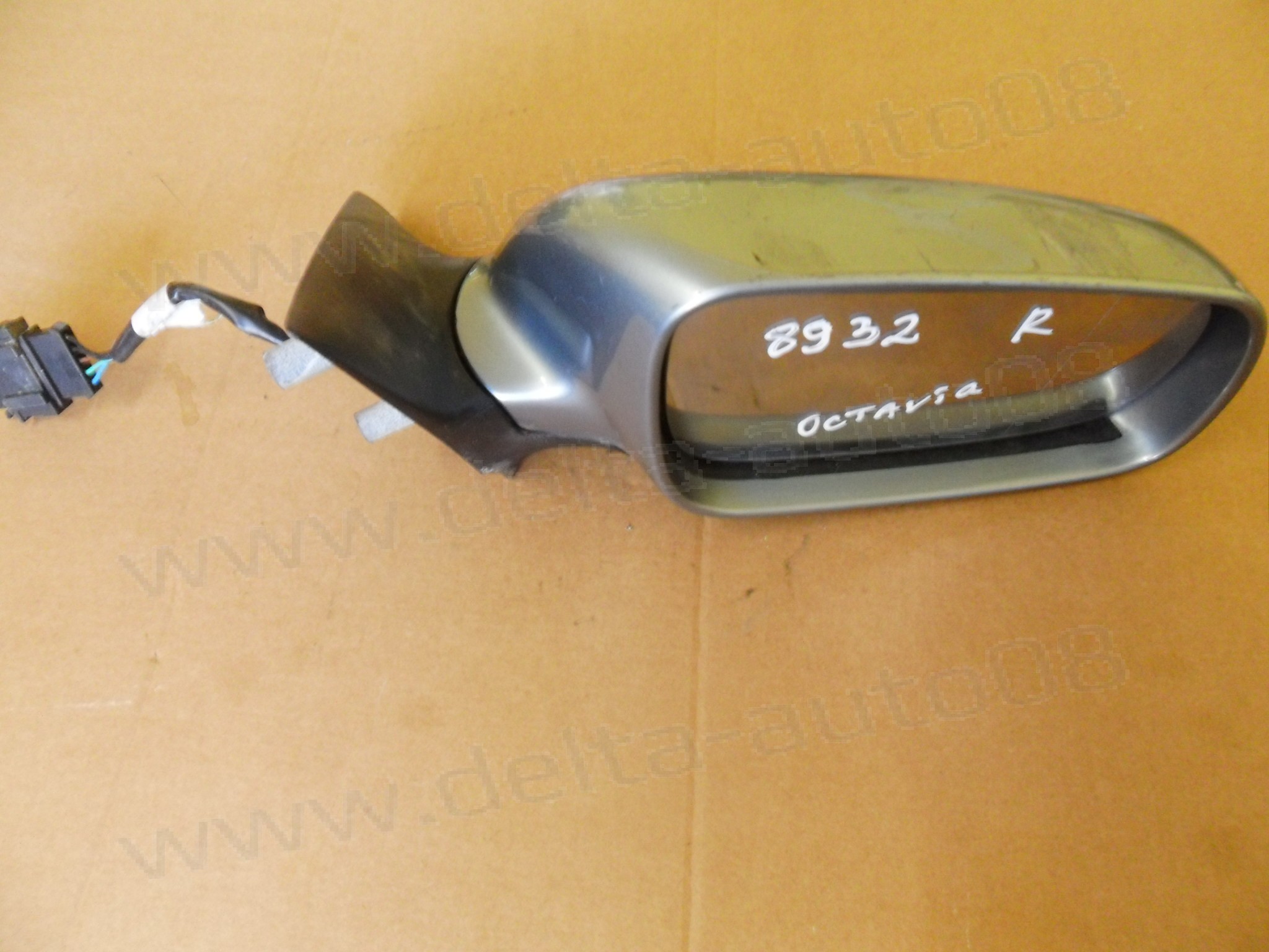 Огледало, дясно за Skoda Octavia, 1998-2010г.