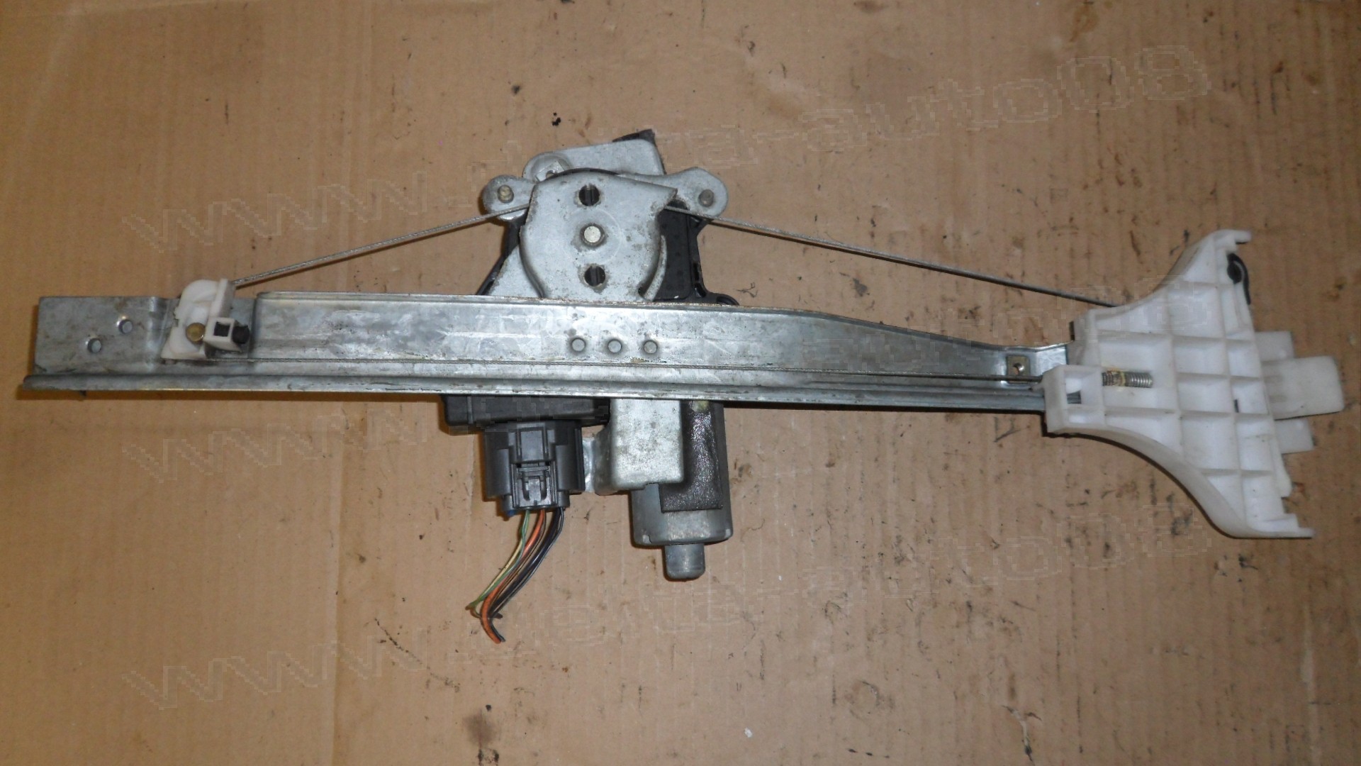 Стъклоповдигач  заден ляв за Ford Mondeo, 2000-2007г., 0 130 821 773, 0130821773