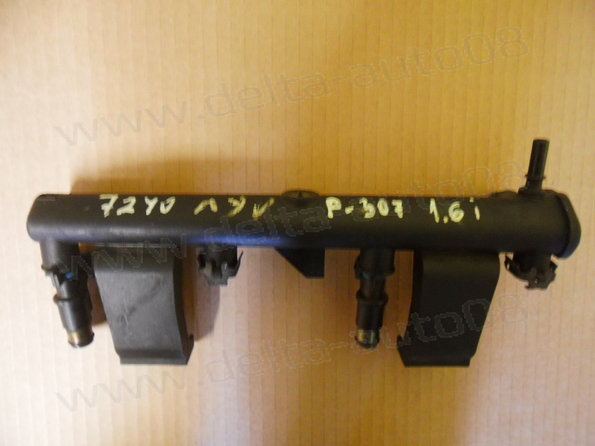 Горивна рейка, дюзи, клапан за Peugeot 307, 1.6i, 2000-2005г.,  F02869, 9636520780