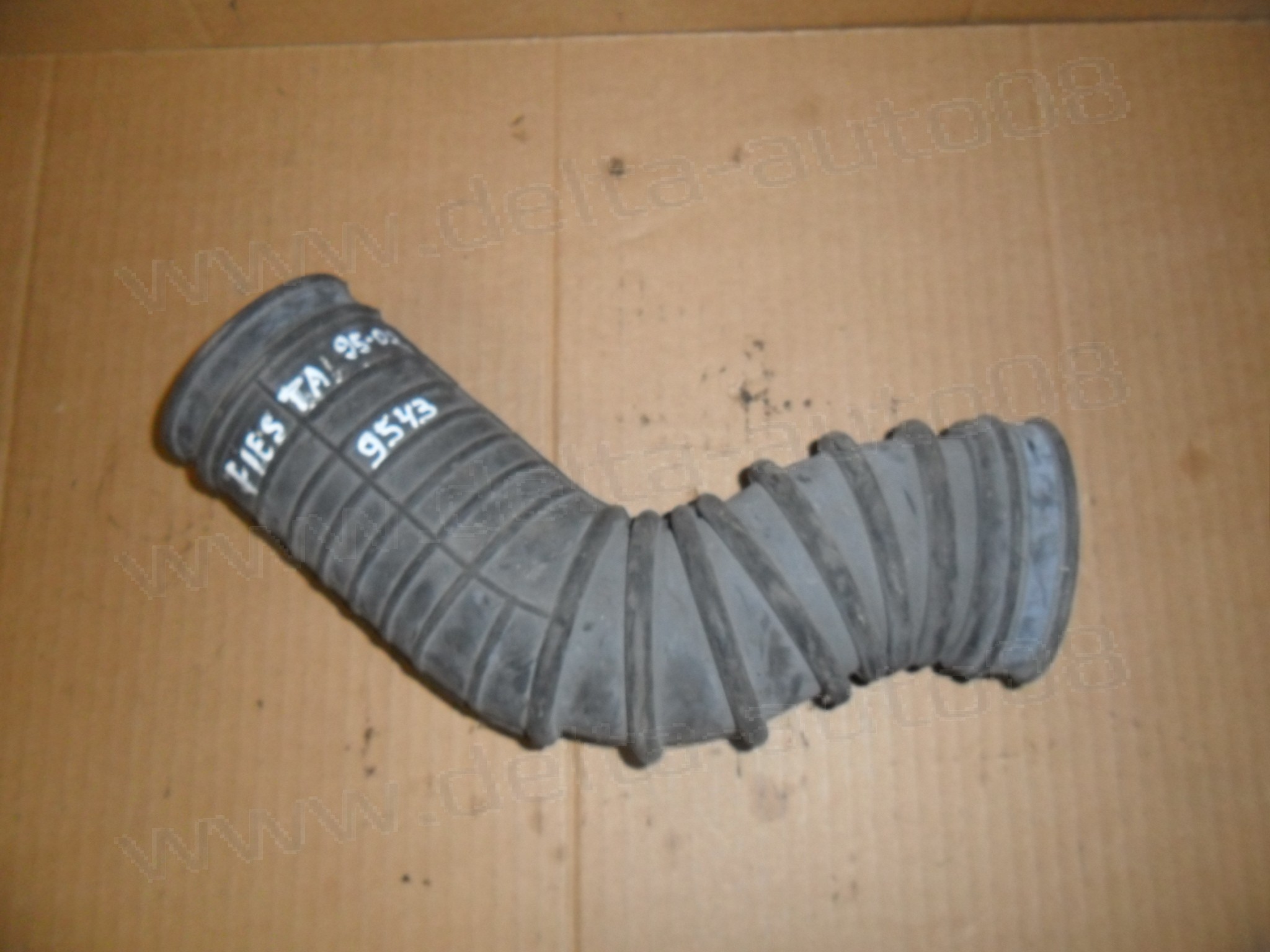 Гофриран маркуч за Ford Fiesta IV, V, 1.3, 1.4, 1.6, 1995-2002г., 96MF-9C623-AE, 96MF9C623AE