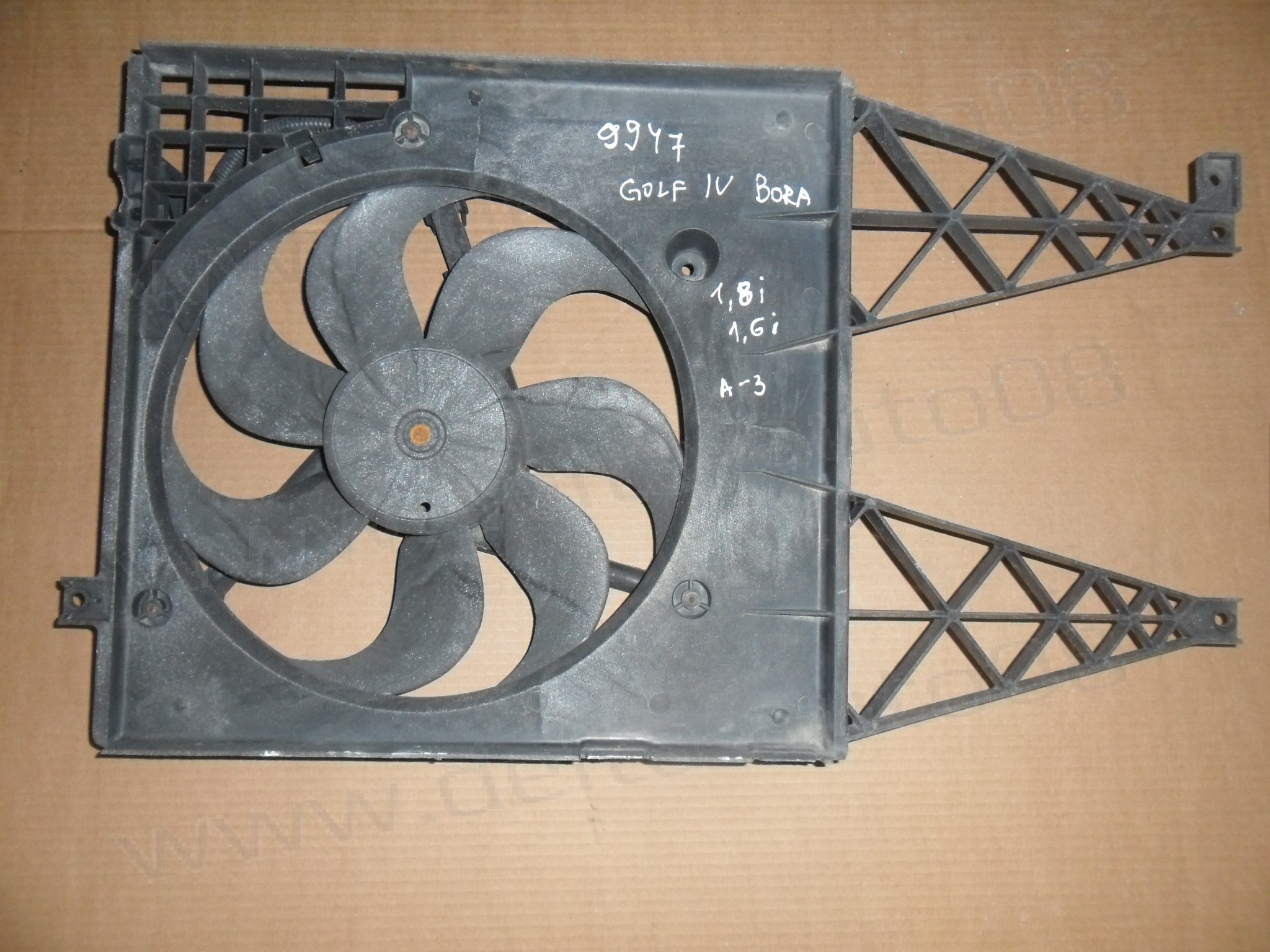 Вентилатор радиатор за VW Golf IV, Bora, 1.6 i, 1997-2005г., 1J0121207L, 13-55D 2351, 13-55D2351, 1355D2351 