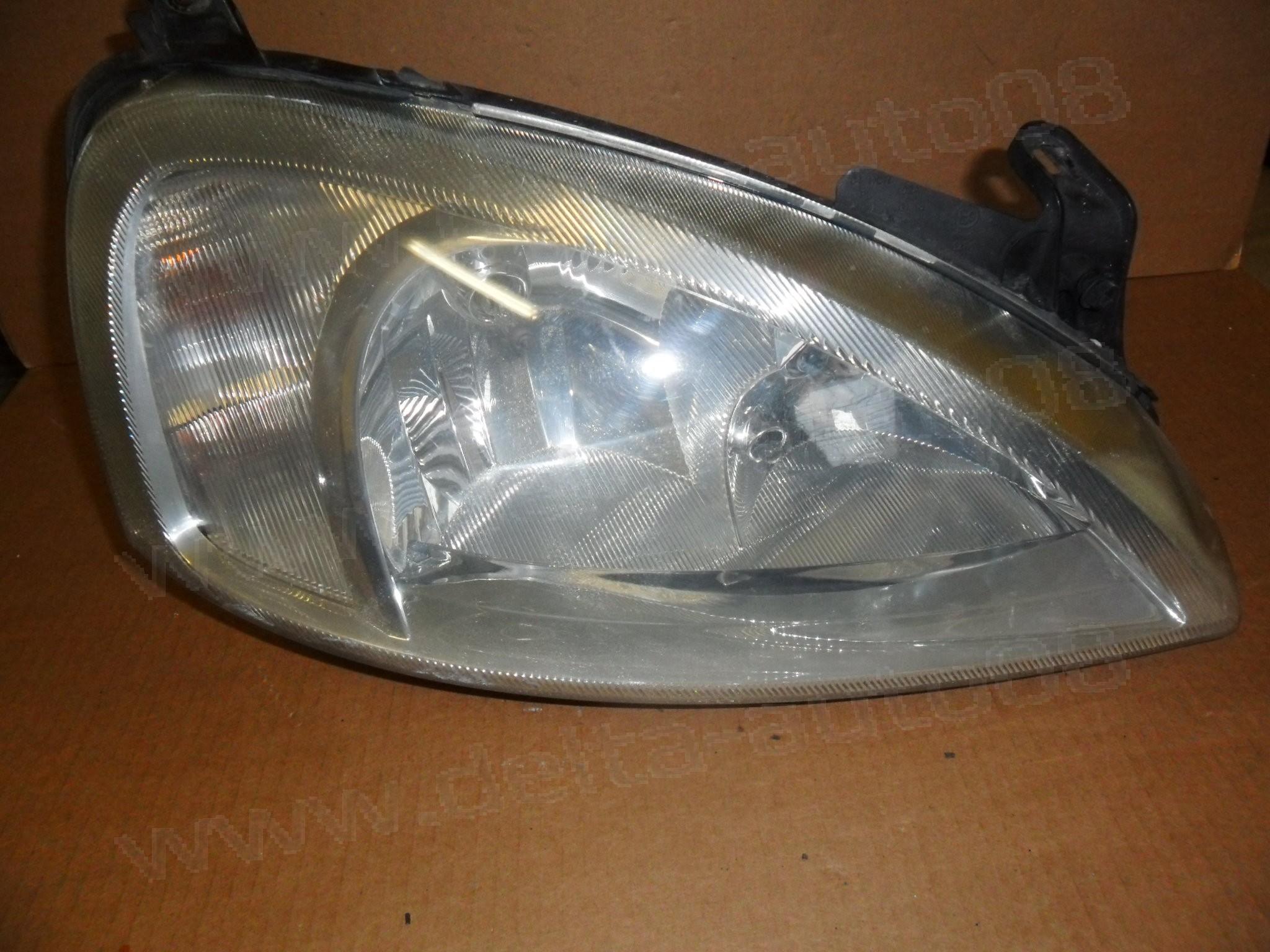 Фар за Opel Corsa C, 2000-2009г., десен