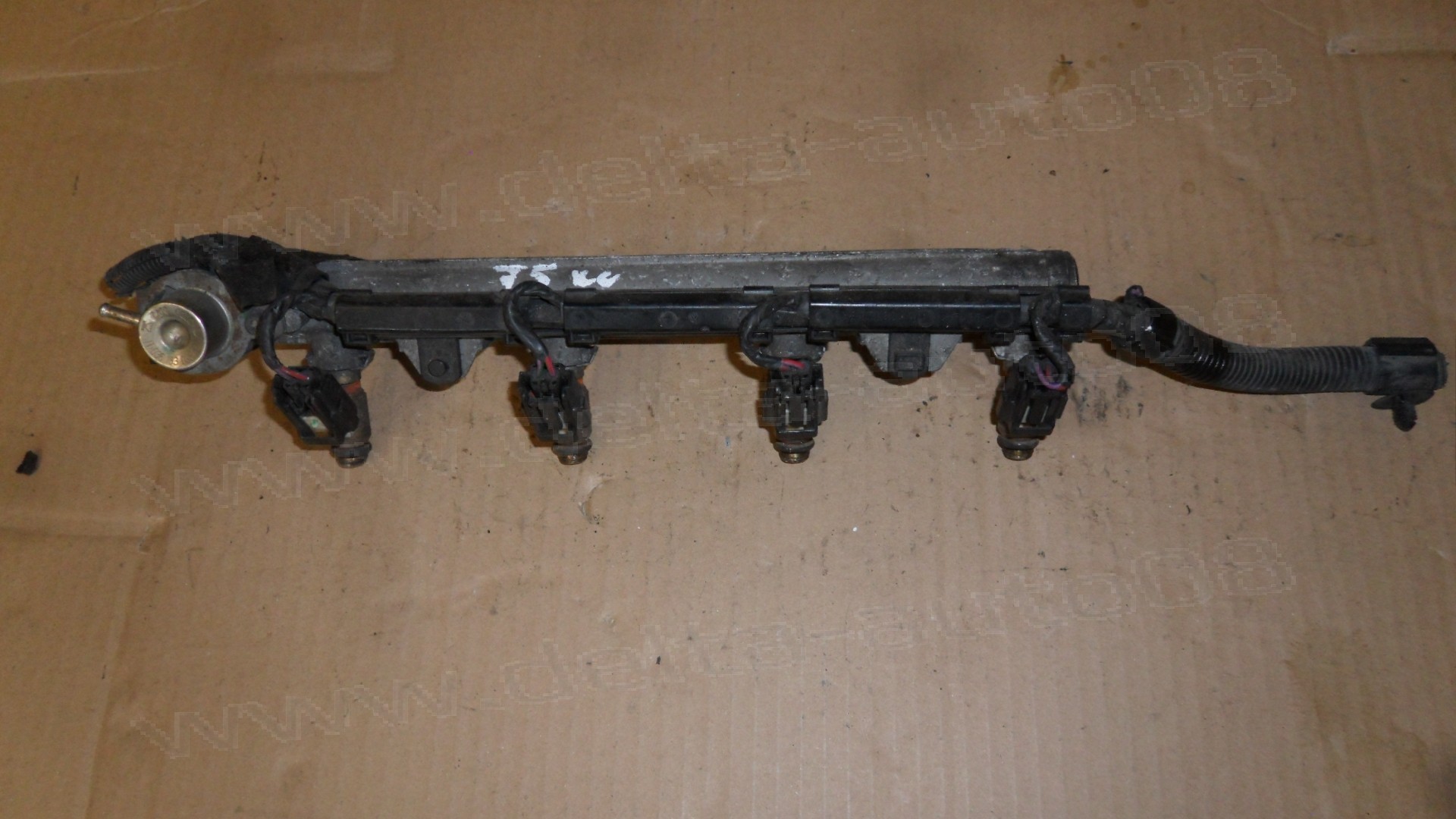 Горивна рейка, дюзи, клапан за VW Golf IV, 1.4i, 16V, 1997-2005г., 036 133 319 AA, 036133319AA