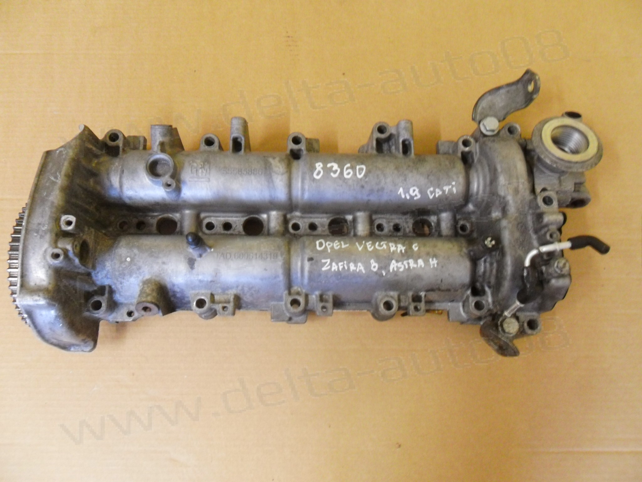 Разпределителен вал за Opel Vectra C, Astra H, Zafira B, 1.9 CDTI, Saab 9-3, 9-5, 1.9 TID, 2002-2009г., 55565886, TAD 600514319