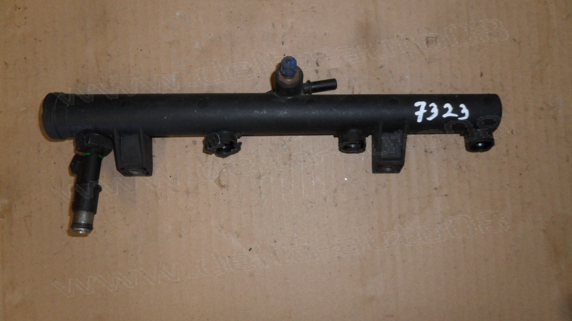 Горивна рейка, дюза за Peugeot 406, 307, Citroen C5, Picasso, 1.8, 2.0, 16V, 2000-2007г., 96 280 846 80, 9628084680 