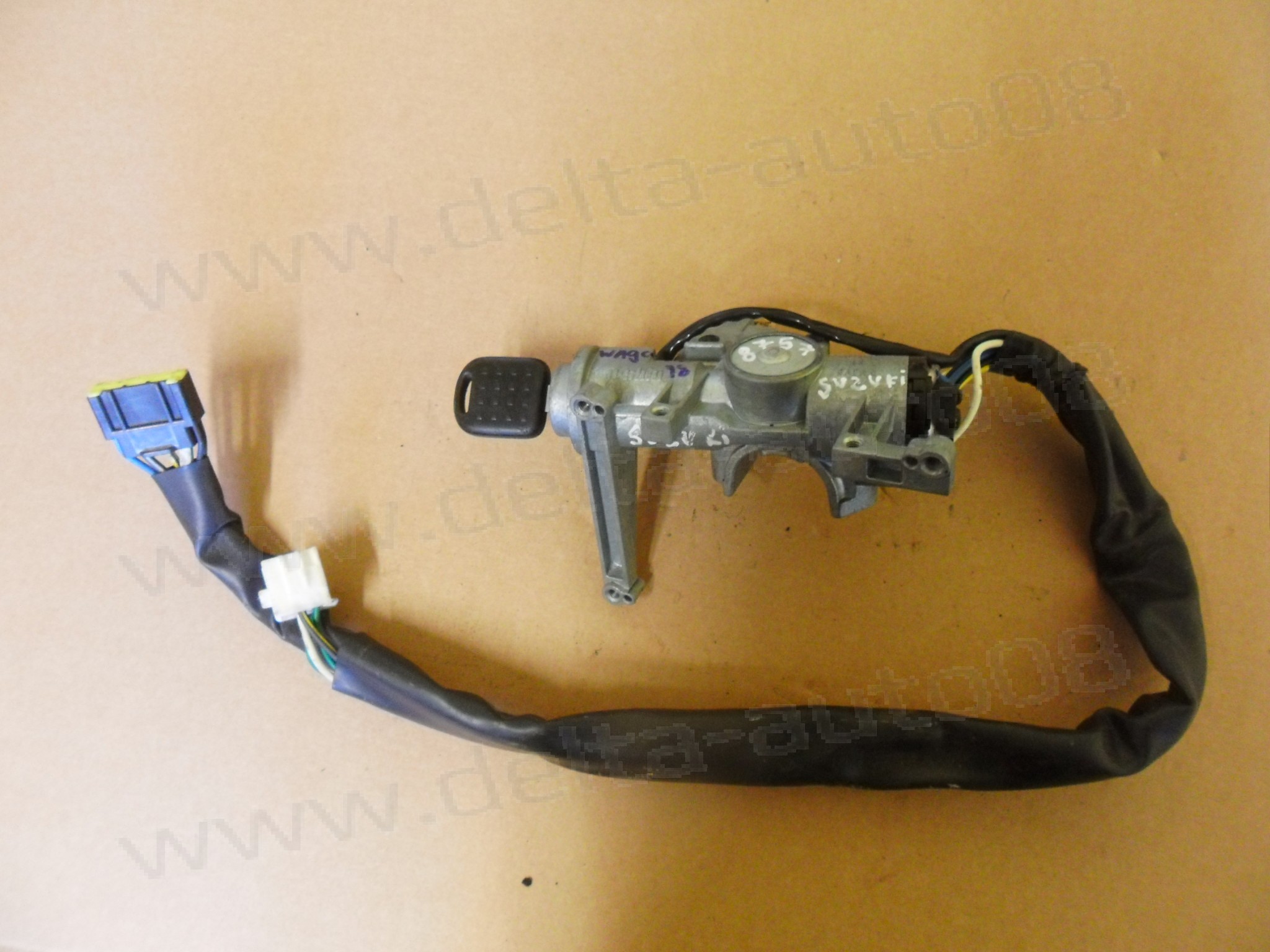 Контактен ключ, патрон, клеморед, Suzuki Wagon R+, 1997-2000г.