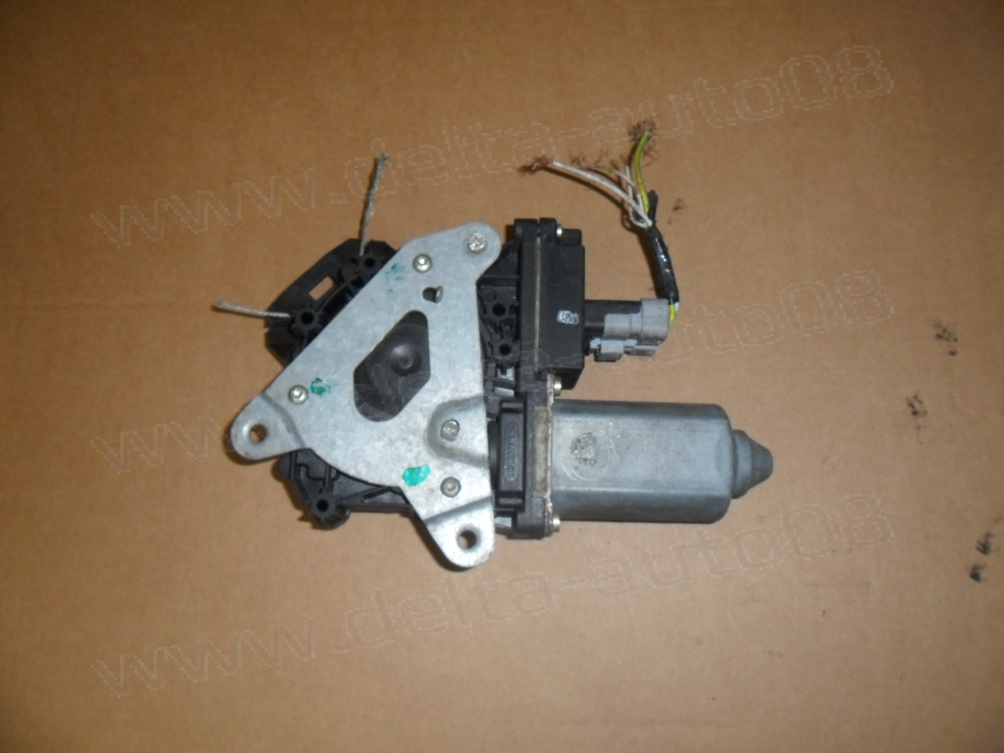Мотор стъклоповдигач, заден десен, Peugeot 807, Citroen C8, 2002-2012г., 900.73598.01, 9007359801, 32.261.604