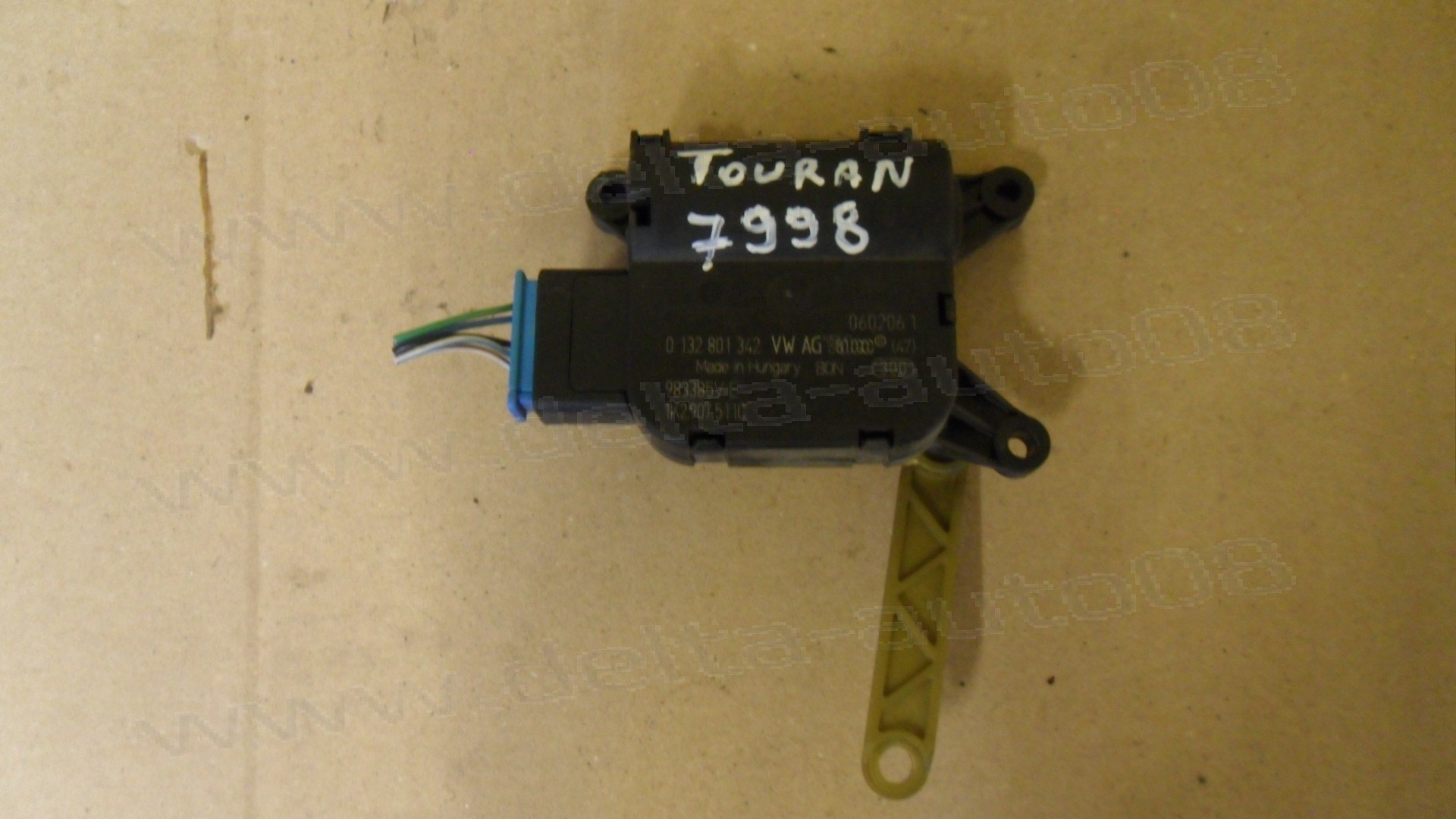 Моторче клапа парно за VW Touran, 2003-2010г., 0 132 801 342, 0132801342