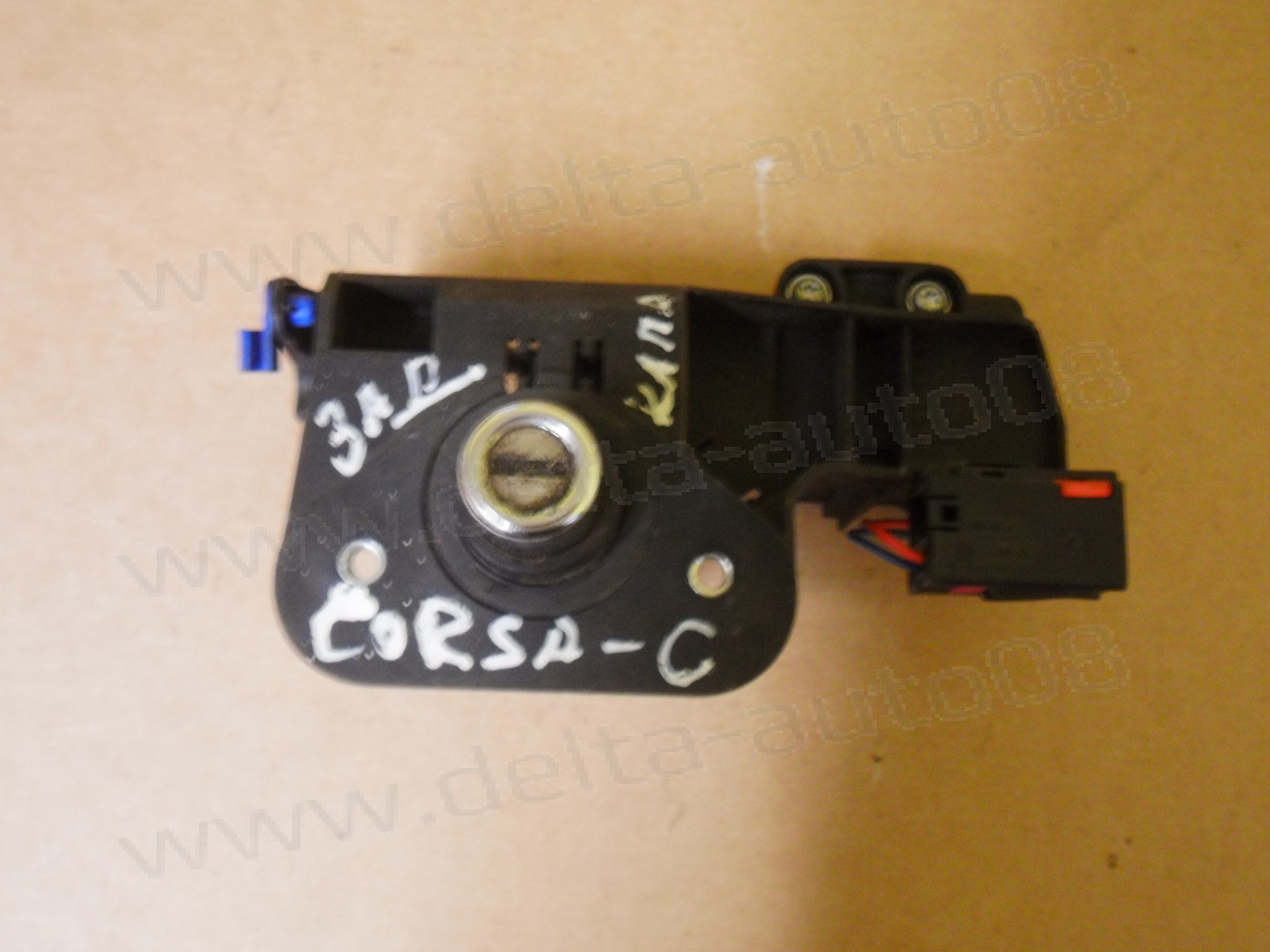 Ключалка заден капак за Opel Corsa C, Meriva A, 2000-2006г., 90534783, 90534784, 90534785, 24460839, 24460840, 24460841