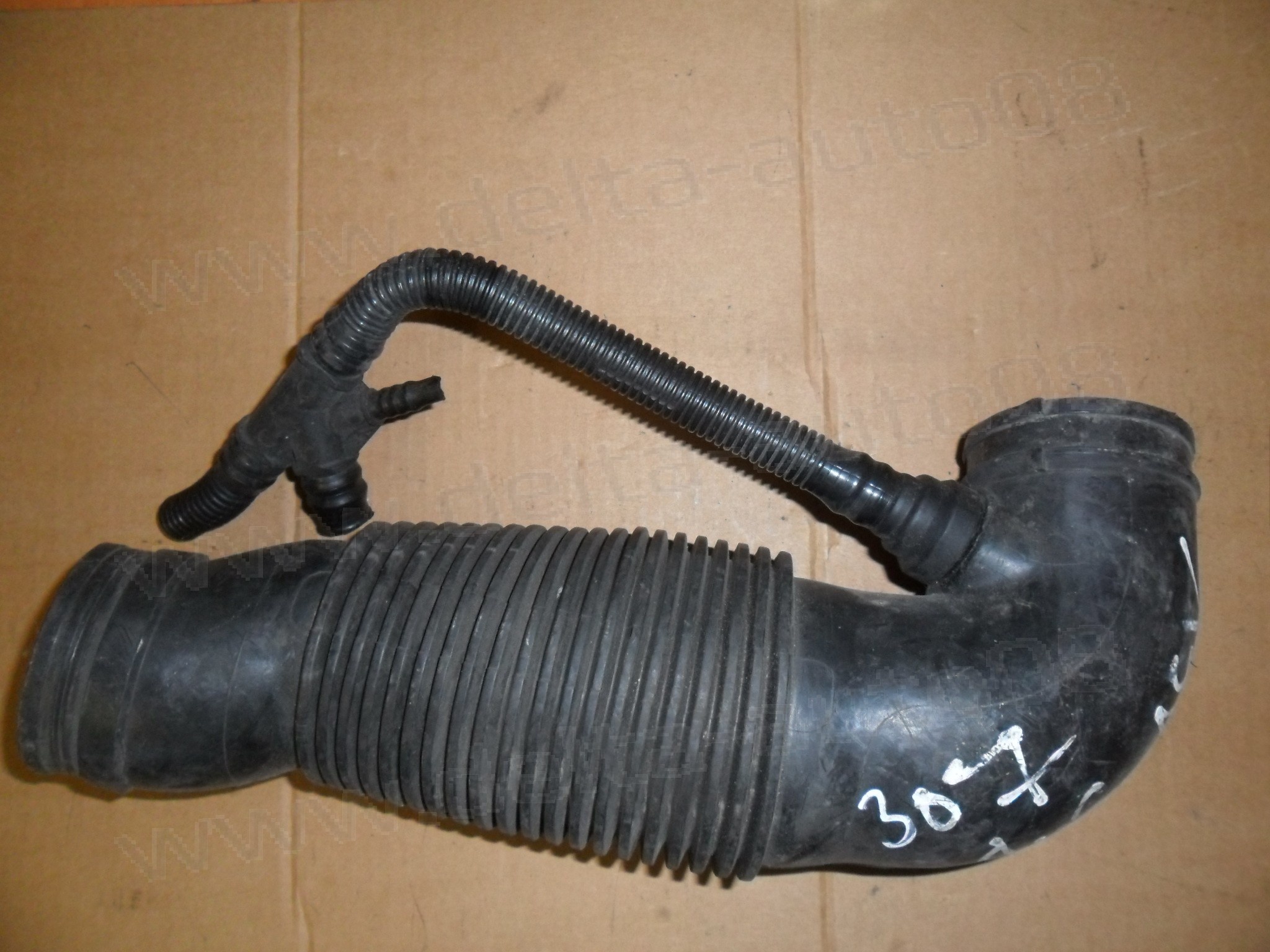 Маркуч въздух за Peugeot 206, 307, Citroen Xsara, 1.6, 16V, 2002-2009г., 96 356 387 80 A, 9635638780A