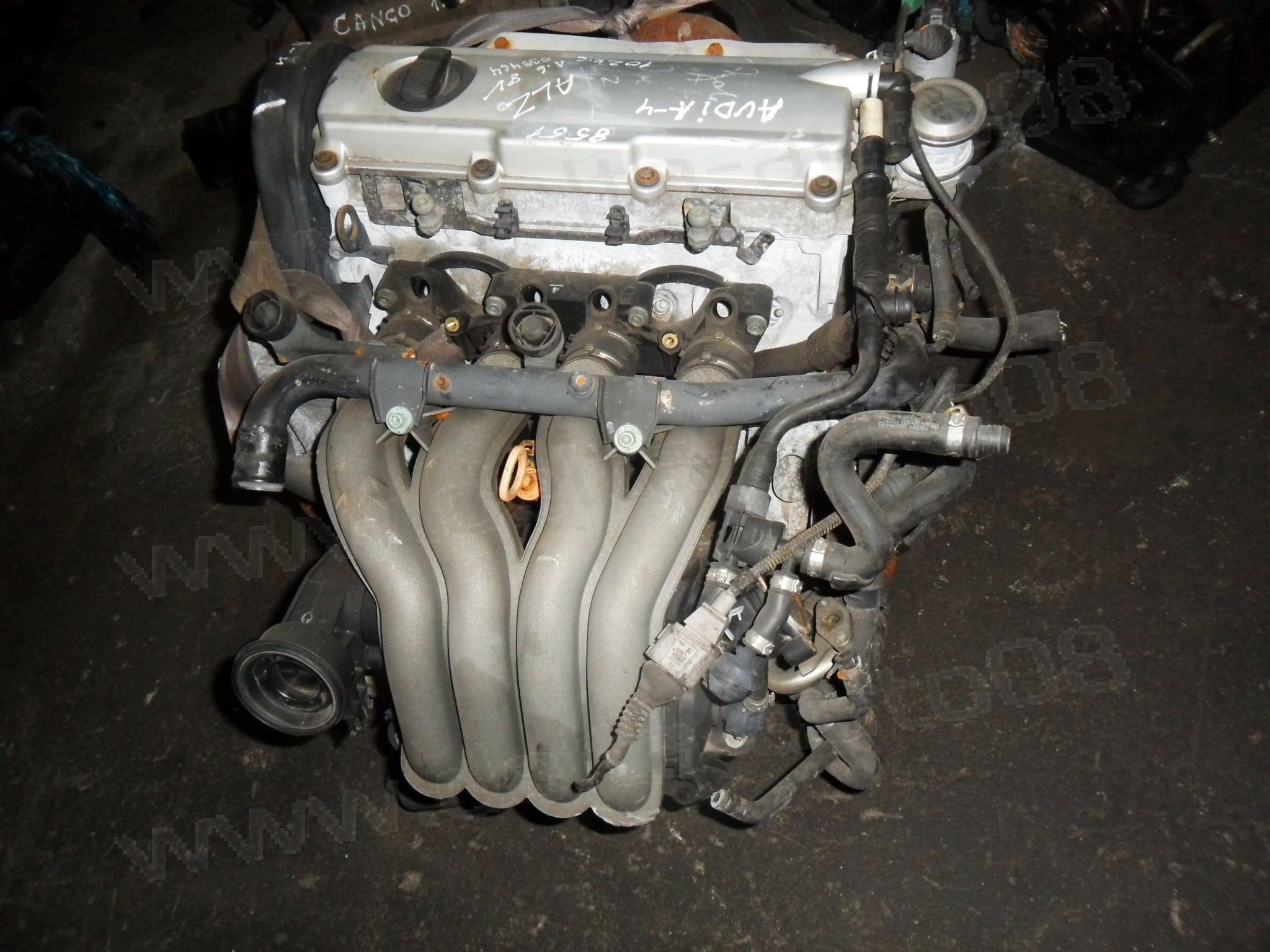 Двигател за Audi A4, 1.6 i, 102к.с., 2001-2008г., (ALZ). Цената е за необорудван двигател.
