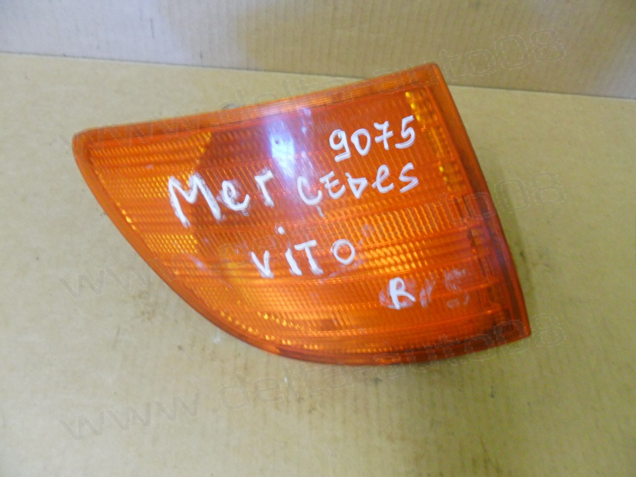 Мигач за Mercedes Vito, 1996-1999г., десен