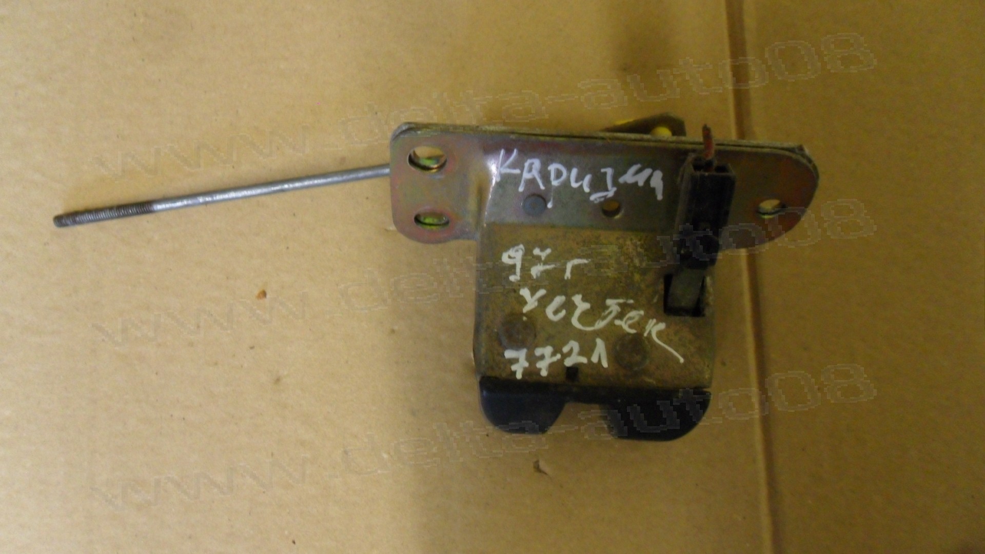 Брава заден капак за Mitsubishi Carisma, 1995-2006г., хечбек