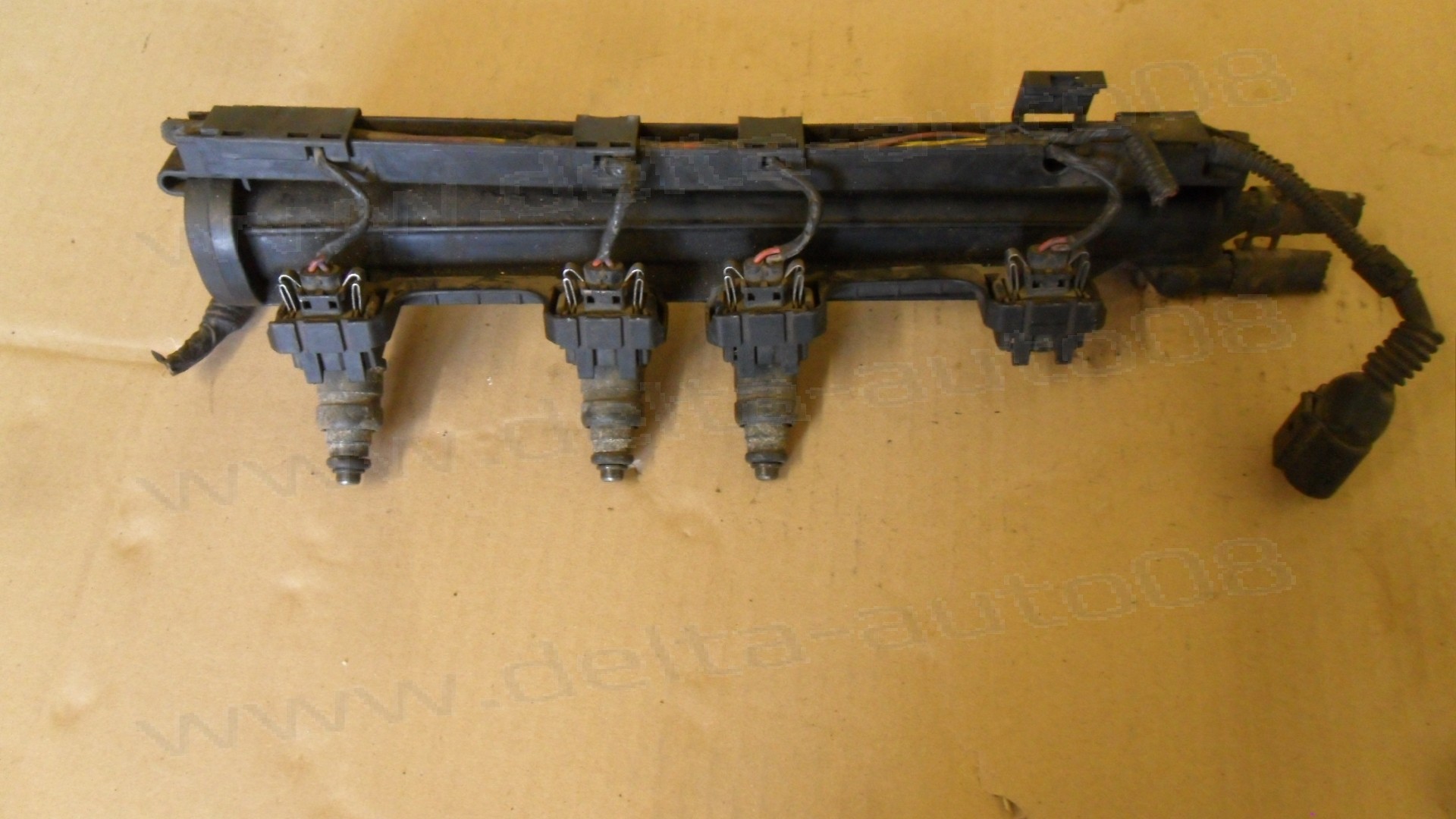 Горивна рейка, дюзи за VW Golf IV, Audi A3, 1.6i, 1997-2003г., 06A 133 317A, 06A133317A