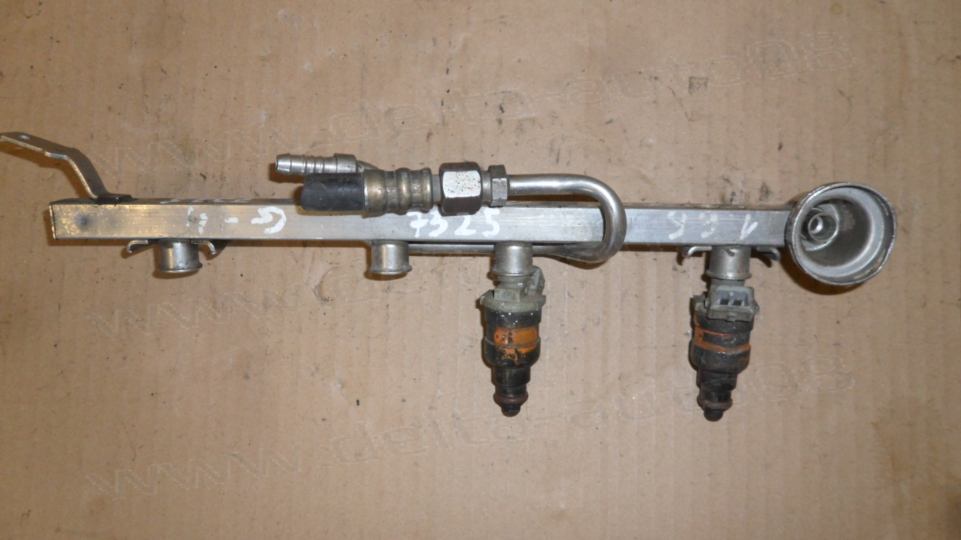 Горивна рейка, дюза за VW Golf IV, Audi A4, 1.6, 1997-2001г., 050 133 681 A, 050133681A 