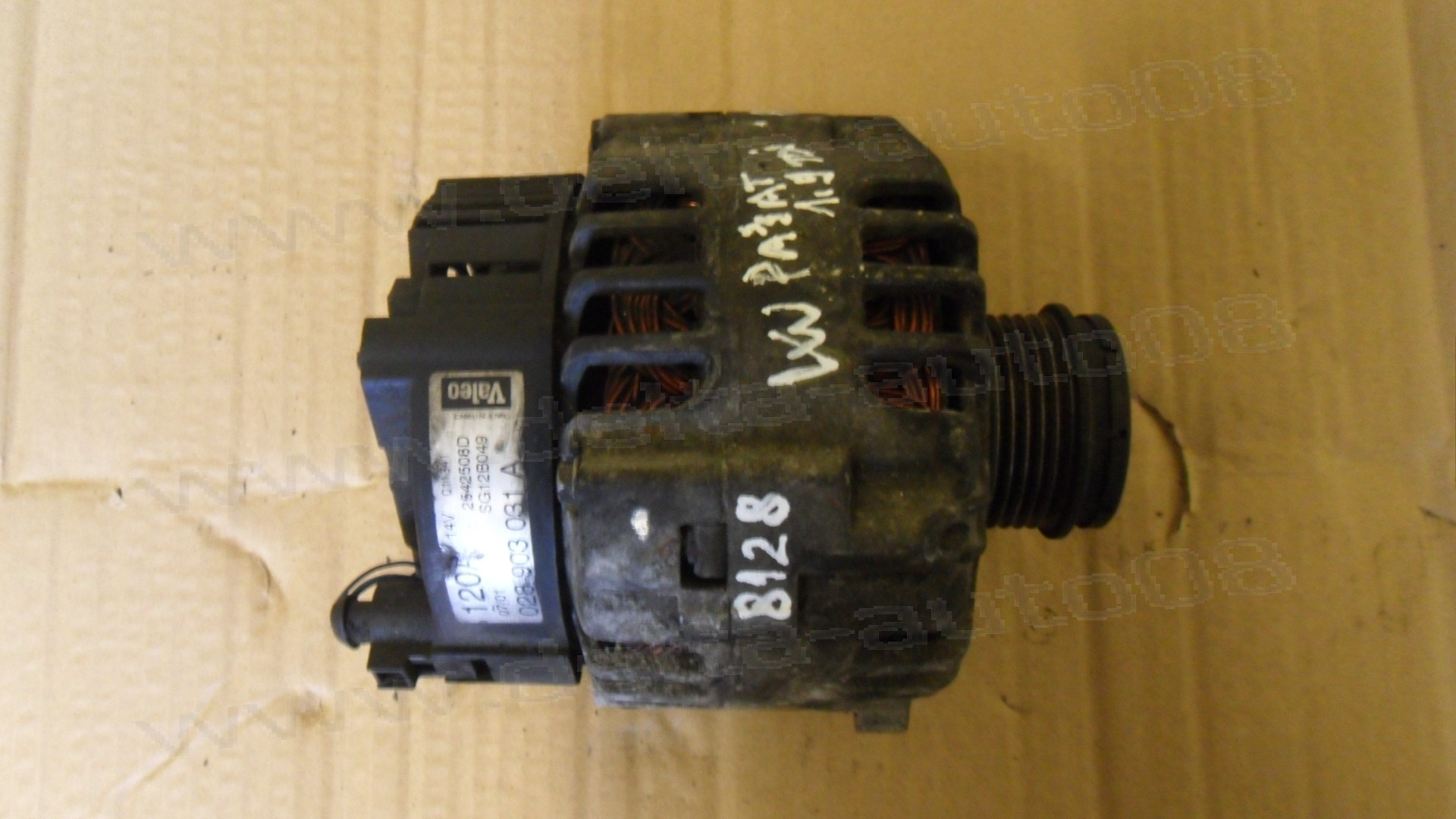 Генератор, Алтернатор, Audi A4, Skoda Superb, VW Passat V, 2.0 TDI, 2001-2008г., 028 903 031 A, 028903031A, 2542508D, SG12B049