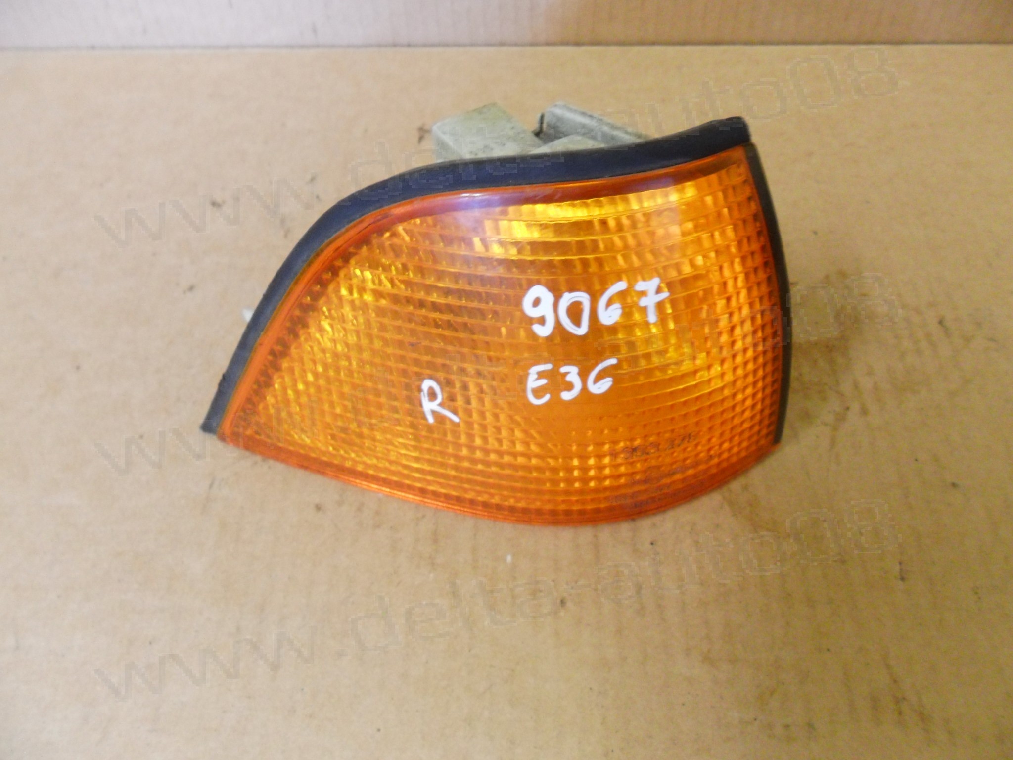Мигач за BMW 3, E36, 1990-1998г., десен