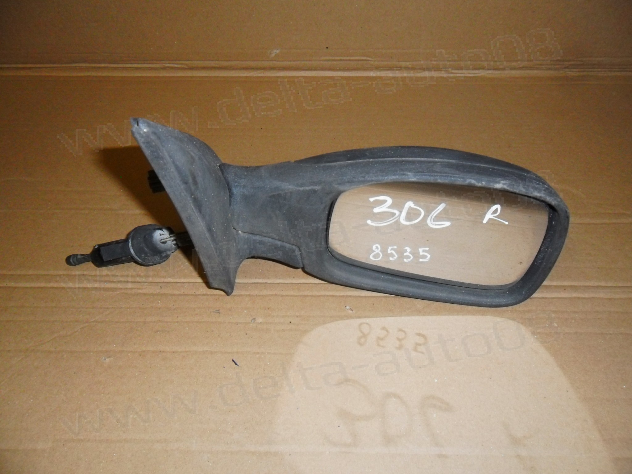 Огледало дясно за Peugeot 306, 1993-2003г., механично