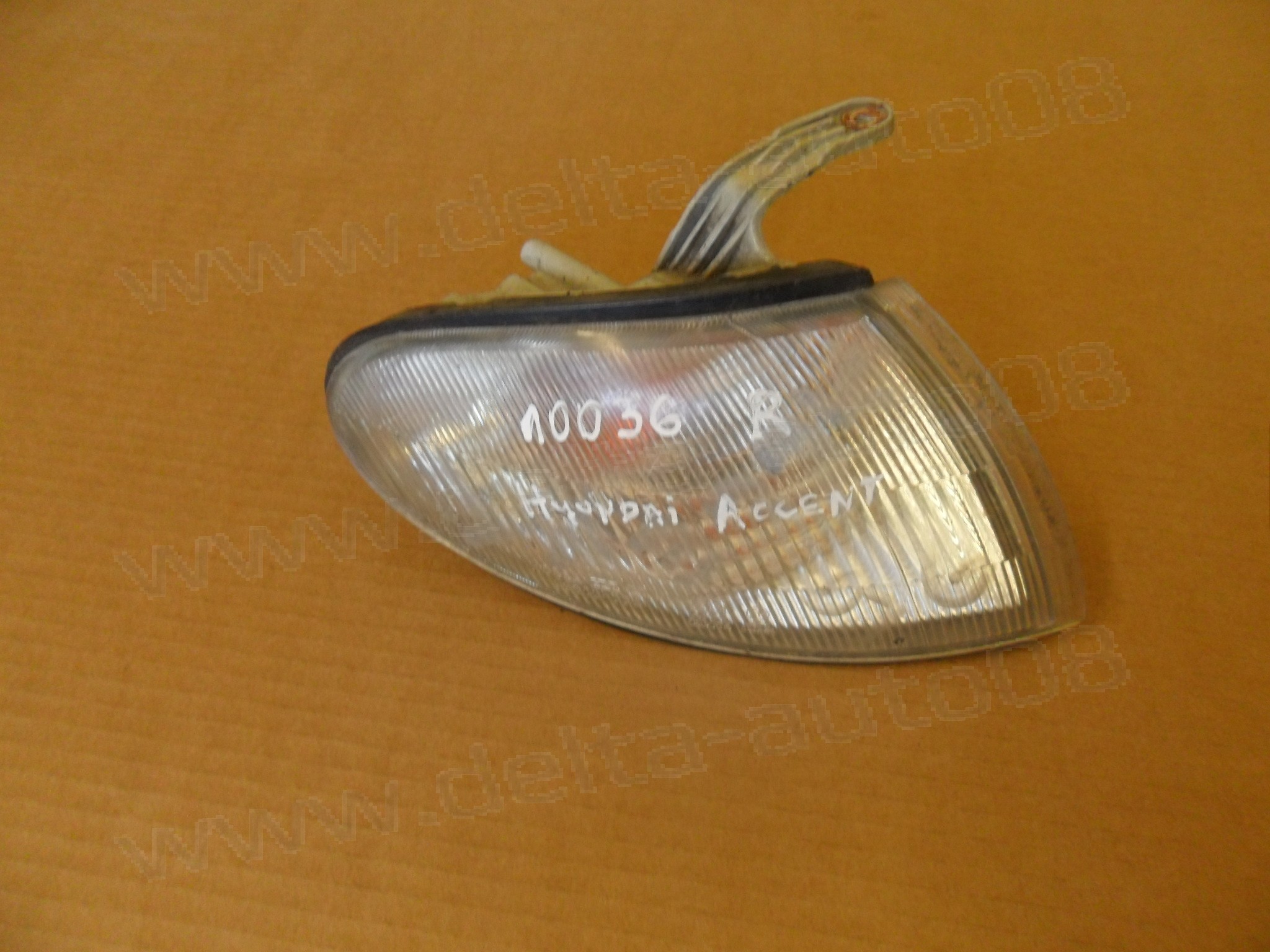 Мигач, десен, Hyundai Accent, 1994-2000г., 92302-220, 92302220 