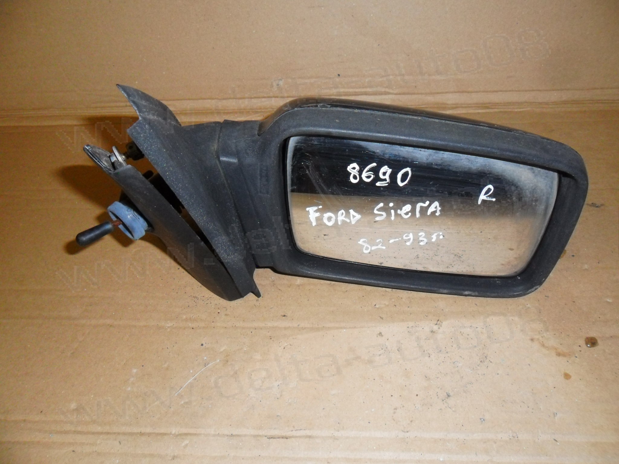 Огледало дясно за Ford Siera, 1982-1993г., механично