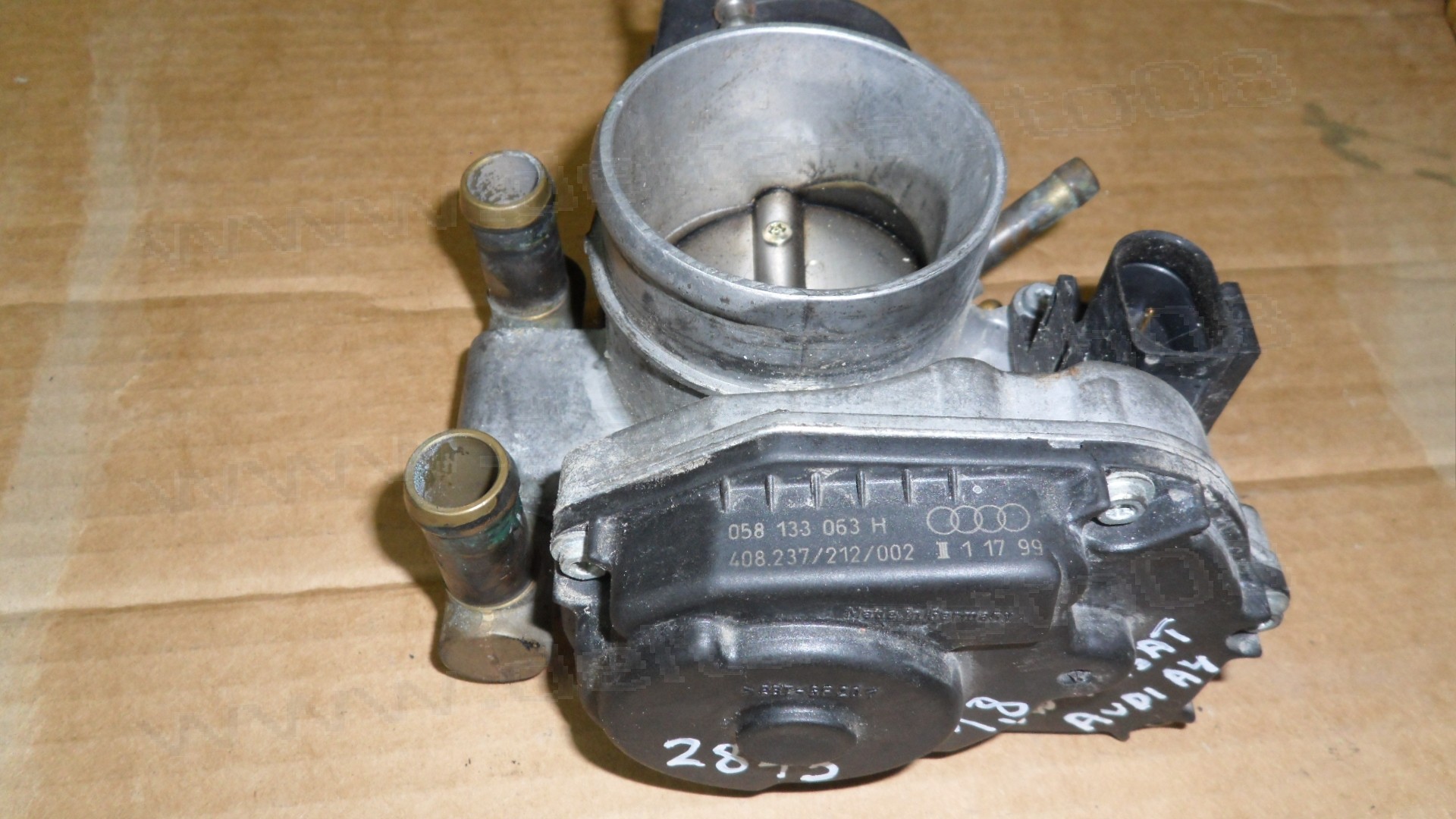 Дросел за VW Passat, Audi A4 1.6 1.8,   058133063H, 058 133 063 H, 408 237/212/002, 408237212002