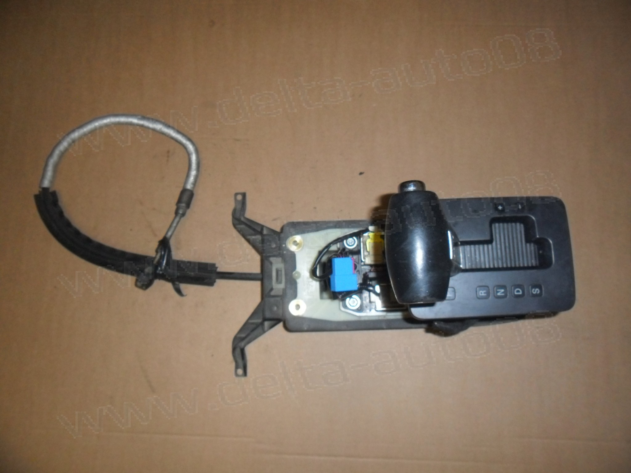 Механизъм скоростен лост, автомат, VW Touareg, 3.0 D, 225 к.с., 2002-2010г., 7L6 713 025 M, 7L6713025M, 7L6 713 203 D, 7L6713203D, 7L6 713 095 B, 7L6713095B, десен волан 