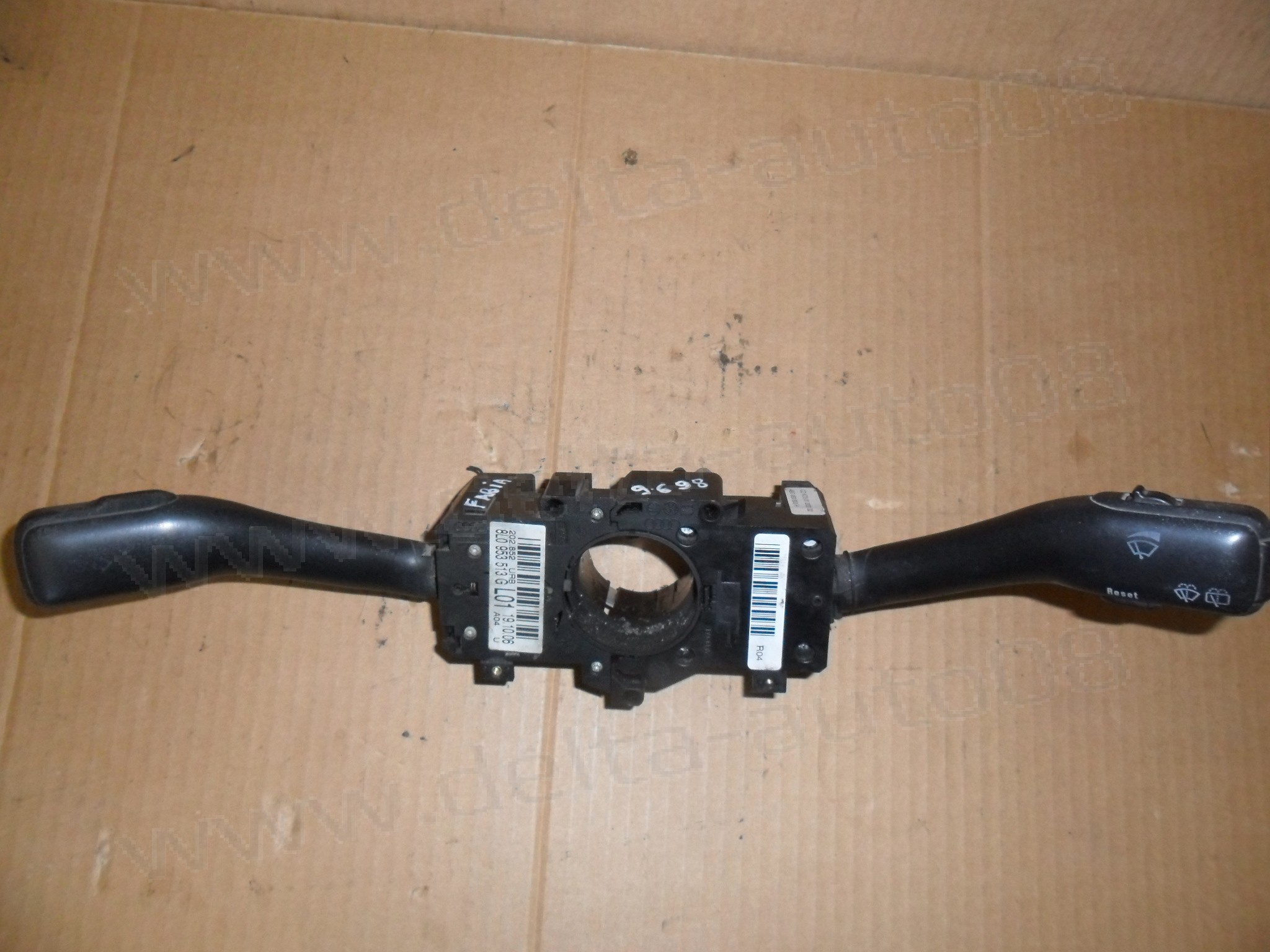 Лостове управление мигачи, чистачки, Skoda Fabia, 1999-2008г., 8L0 953 513 G, 8L0953513G, 4B0 953 503 H, 4B0953503H