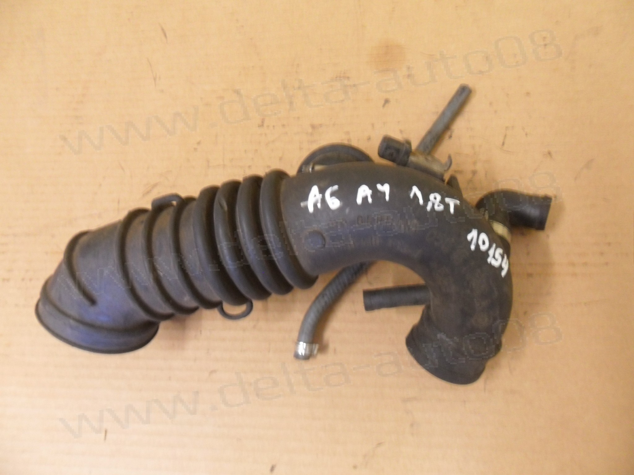 Гофриран маркуч за Audi A4, A6, 1.8 T, 1995-2001г., 058 133 356 A, 058133356A 