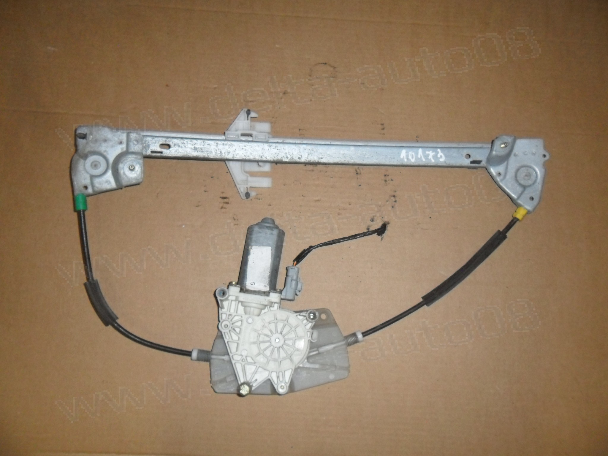 Стъклоповдигач, преден ляв, Peugeot 406, 1995-2005г. 