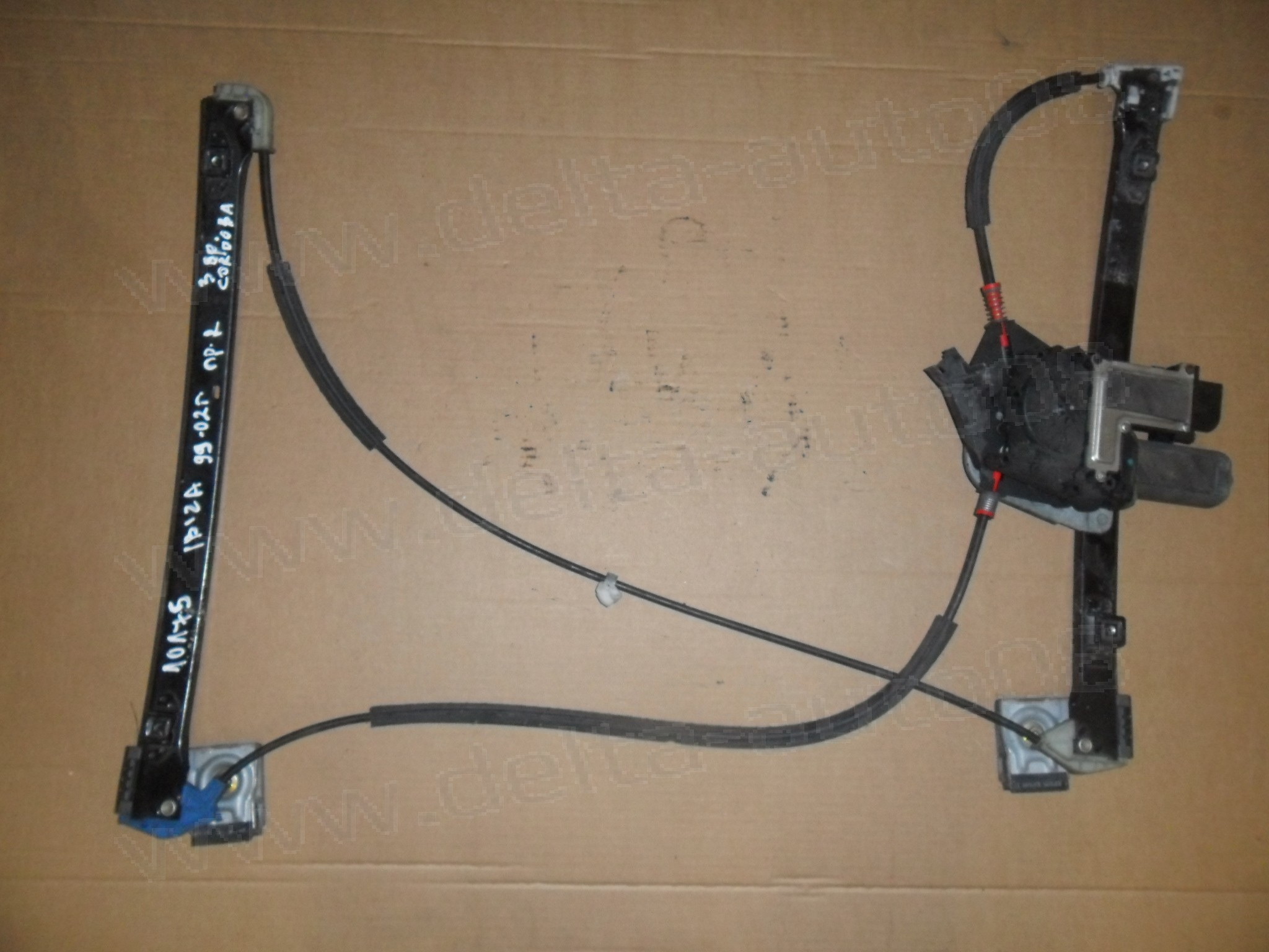Стъклоповдигач, преден десен, Seat Ibiza, Cordoba, 1993-2002г., 9K3959802G, 3 врати