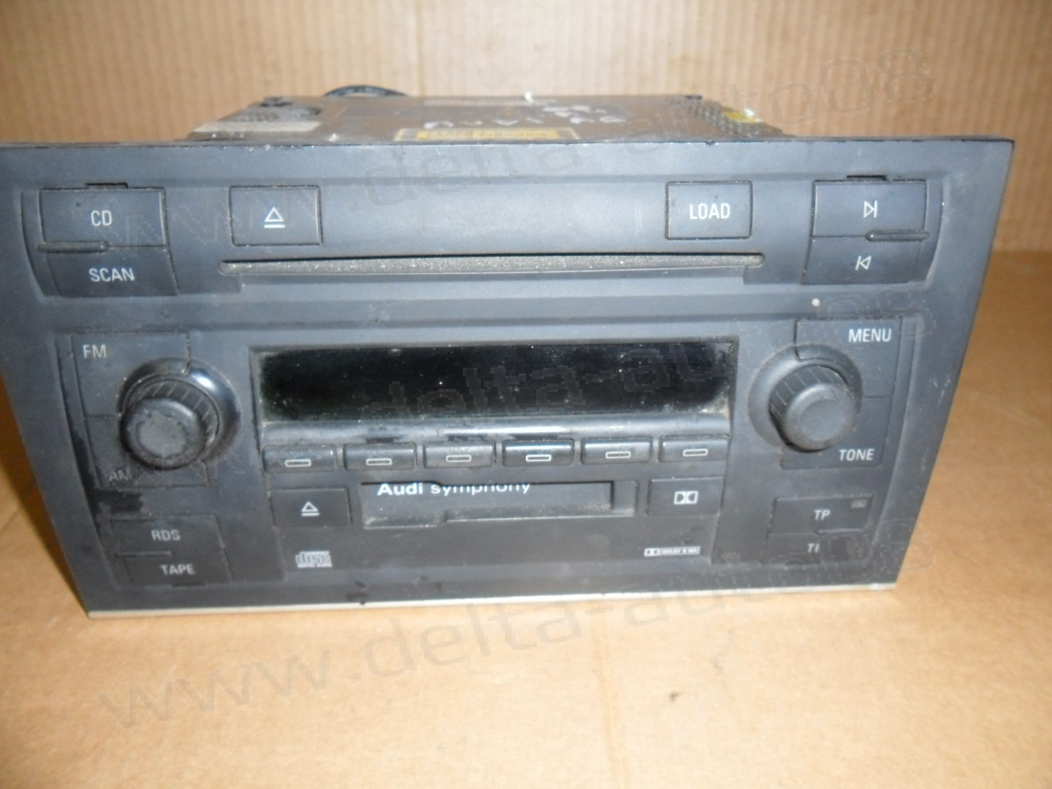 Радио, CD, касетофон за Audi A3, A4, A6, 1996-2005г., CFA0003 B, CFA0003B
