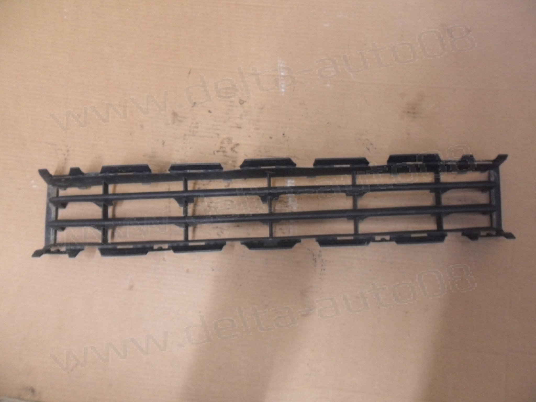 Решетка предна броня за Renault Megane II, 2002-2008г., 8200114155