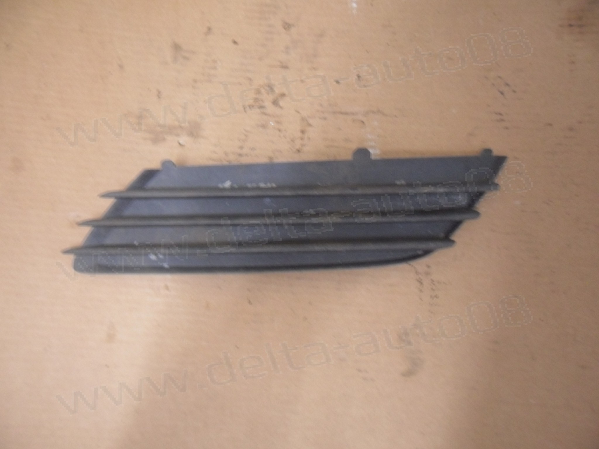 Решетка предна броня, лява, Opel Astra H, 2004-2009г., 375768702, 13117250