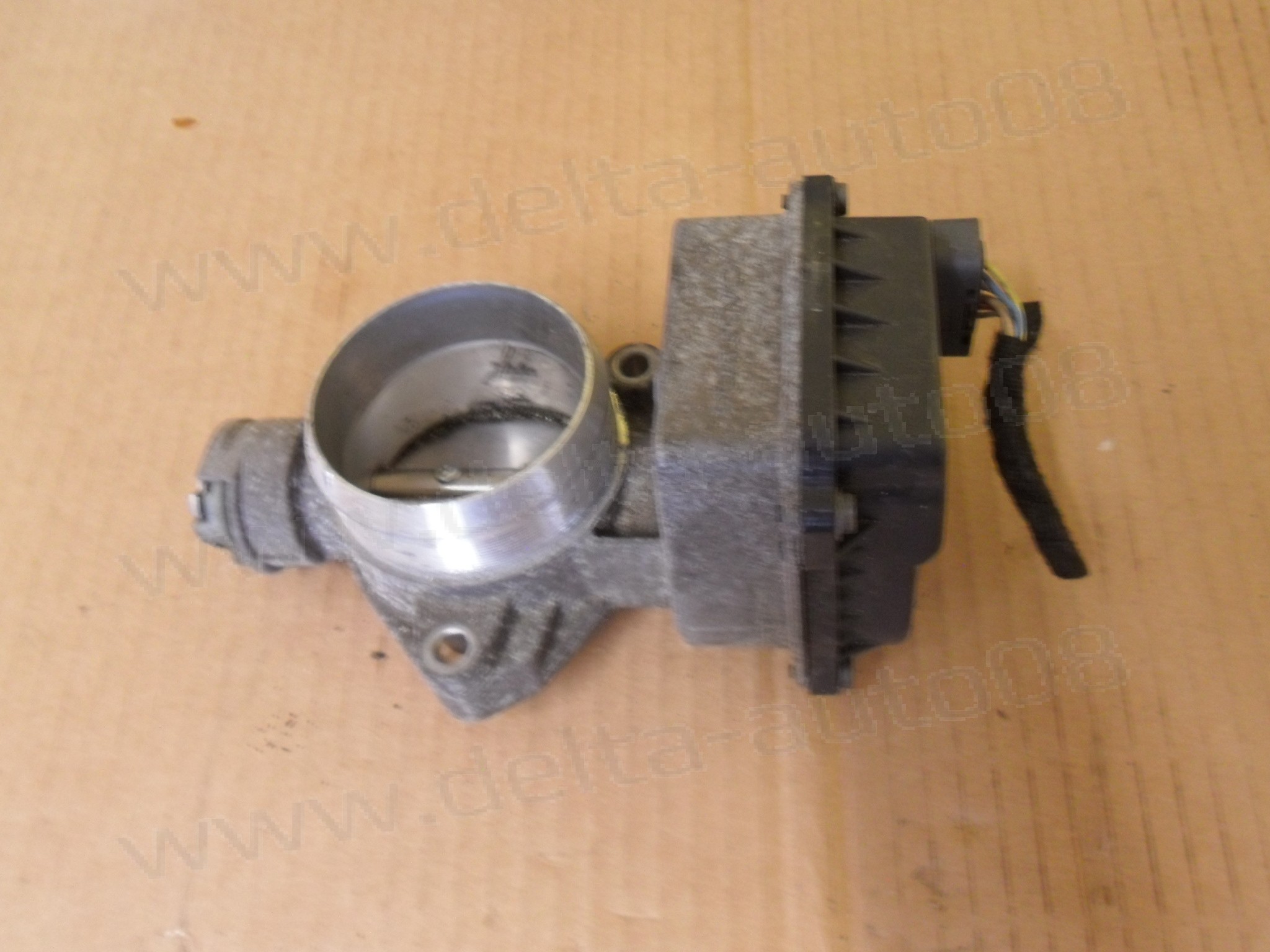 Дросел за Peugeot 307, 407, 807, Expert, Citroen C4, C5, 1.8, 2.0, 96 507 873 80 02, 965078738002, 408 239 827 001, 408239827001 