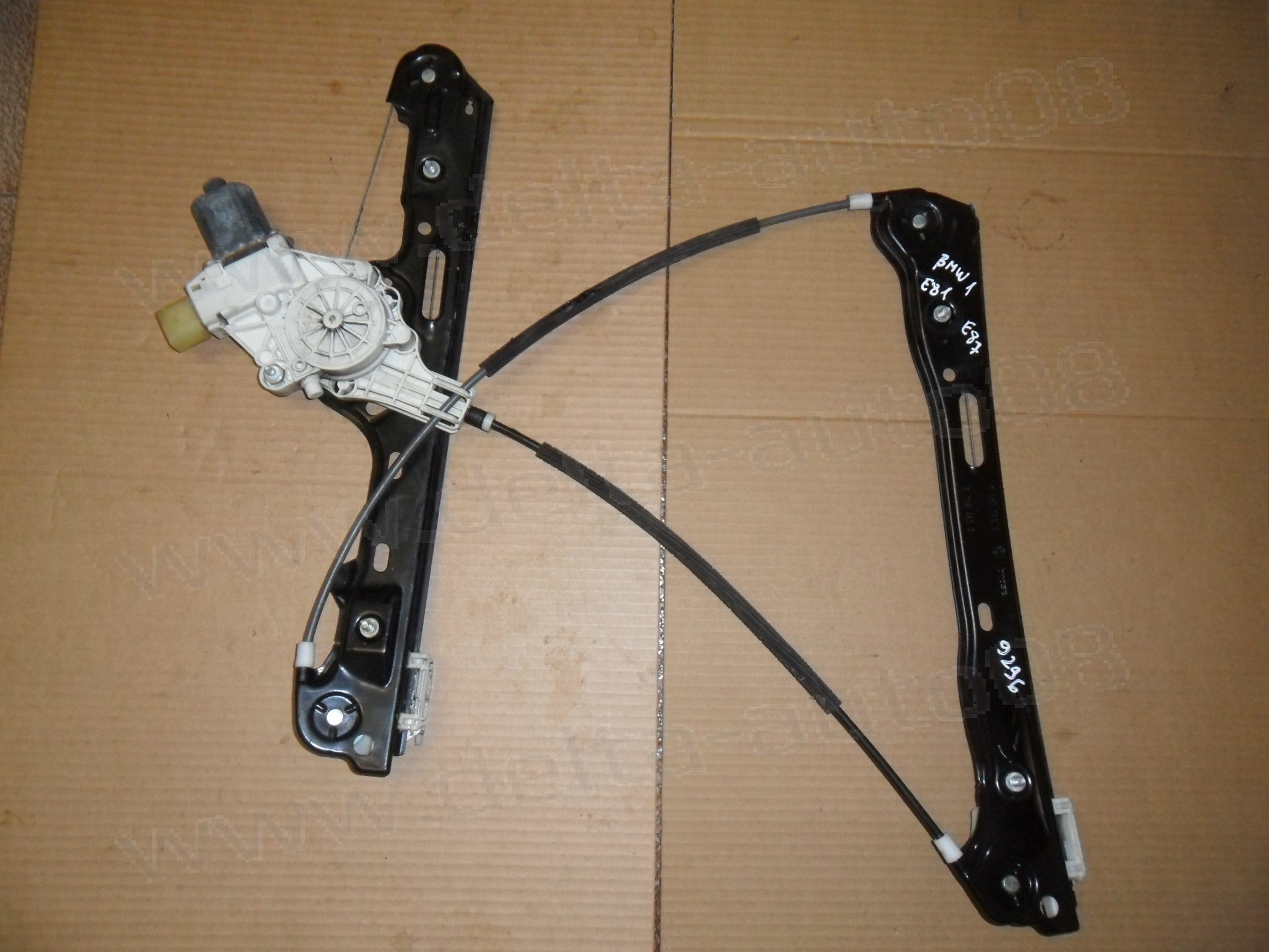 Стъклоповдигач, преден, ляв, BMW 1, E81, E87, 2003-2013г., 6 927 027, 6927027, 7 067 795 S, 7067795S 