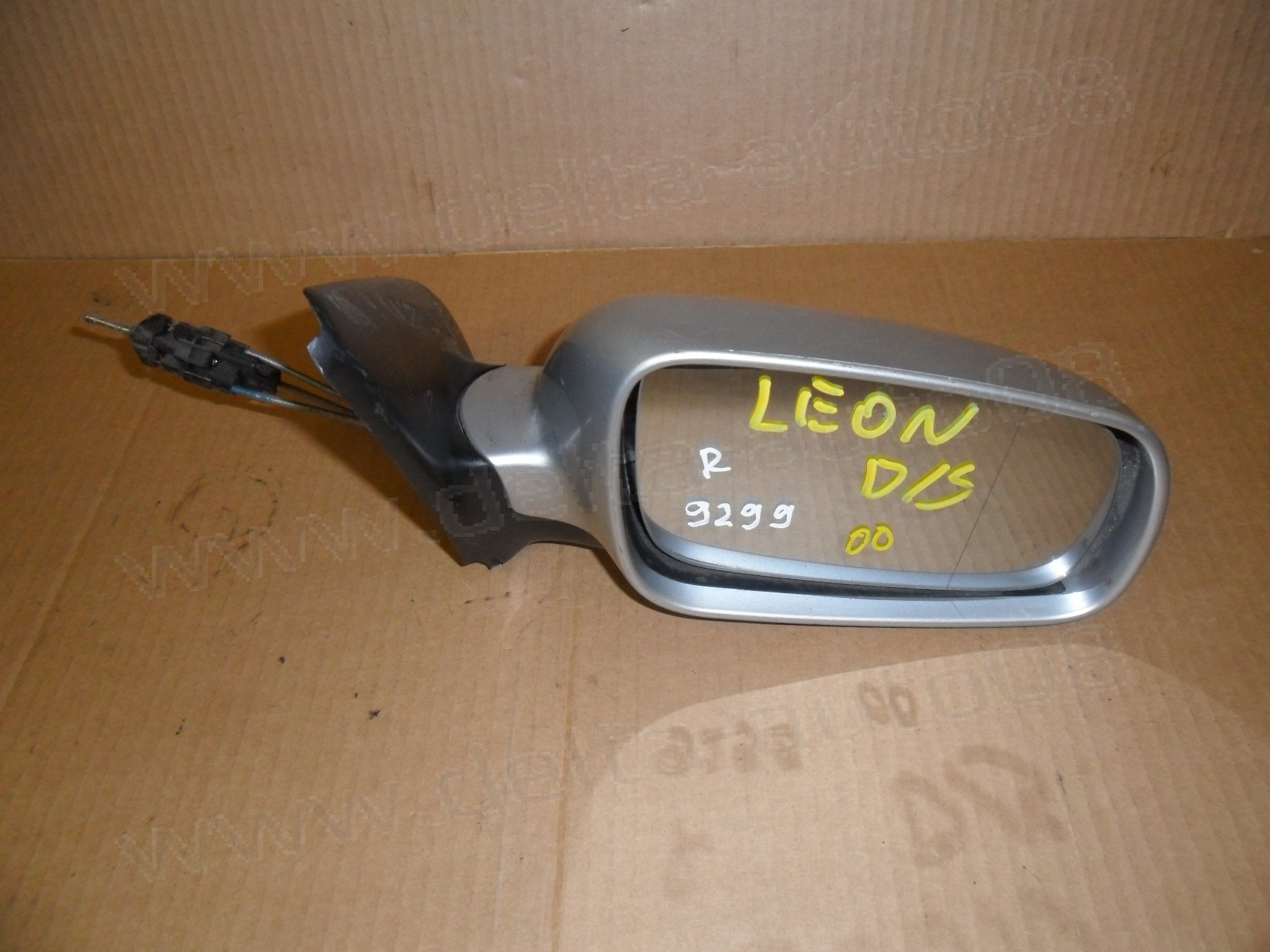 Огледало дясно за Seat Leon, 1999-2006г., механично