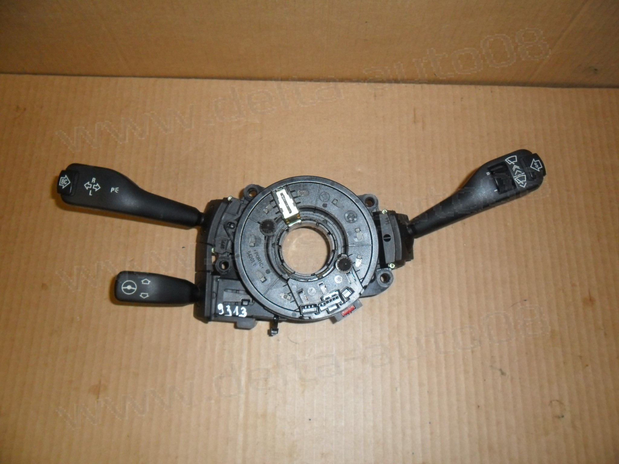 Лостове мигачи, чистачки, волан, лентов кабел, BMW X5, E53, 2000-2006г., 01 4040 21, 01404021, 61.21-8 375 398.9, 61.31-8375398.9, 61.31-8 376 443.91, 61.31-8376443.91, 8 363 668, 8363668, 01 1040 10, 01104010, 8 375 408, 8375408, 01 2040 30, 01204030